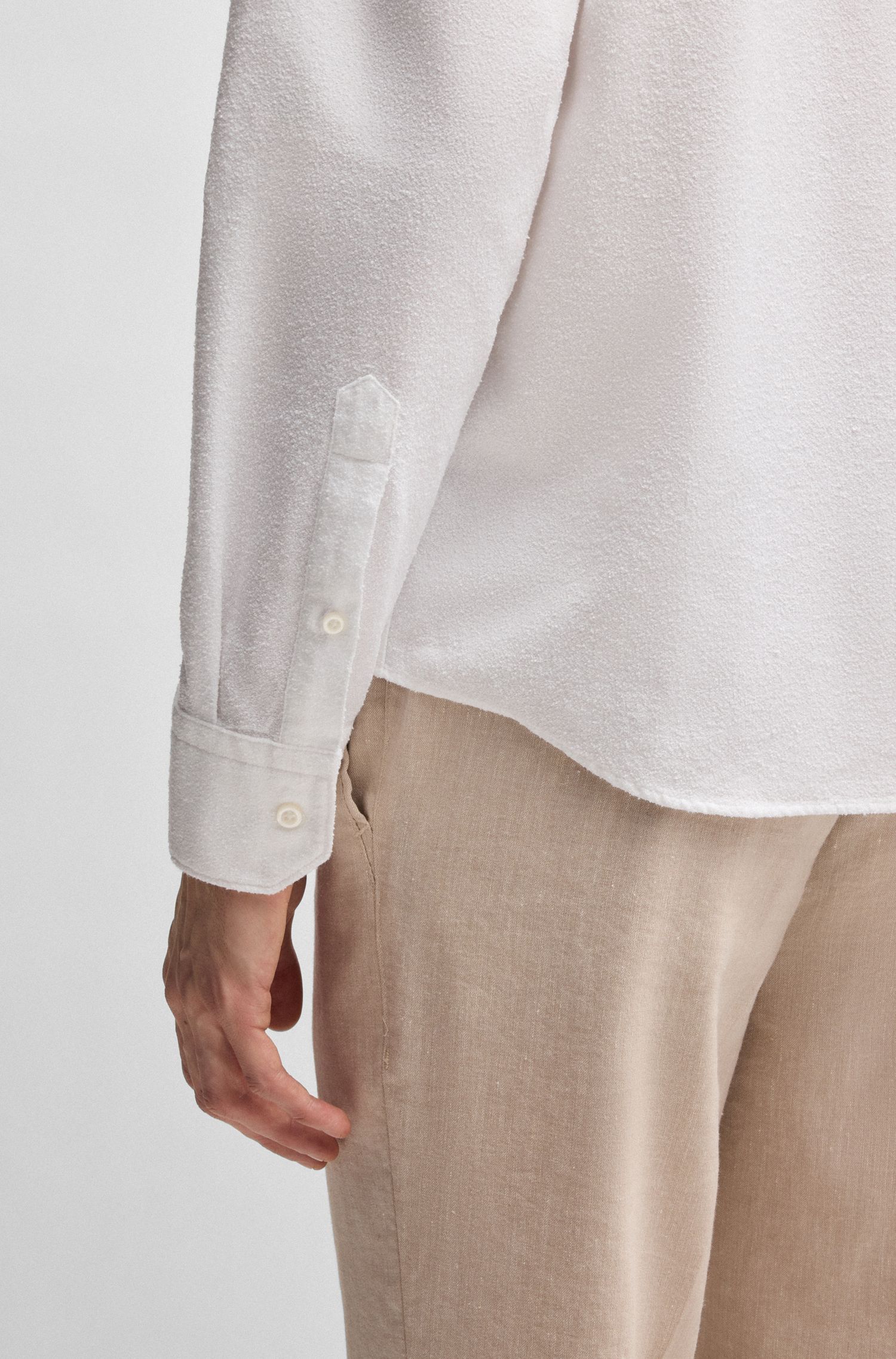 BOSS - Áo sơ mi dáng regular fit vải bouclé Ý pha cotton