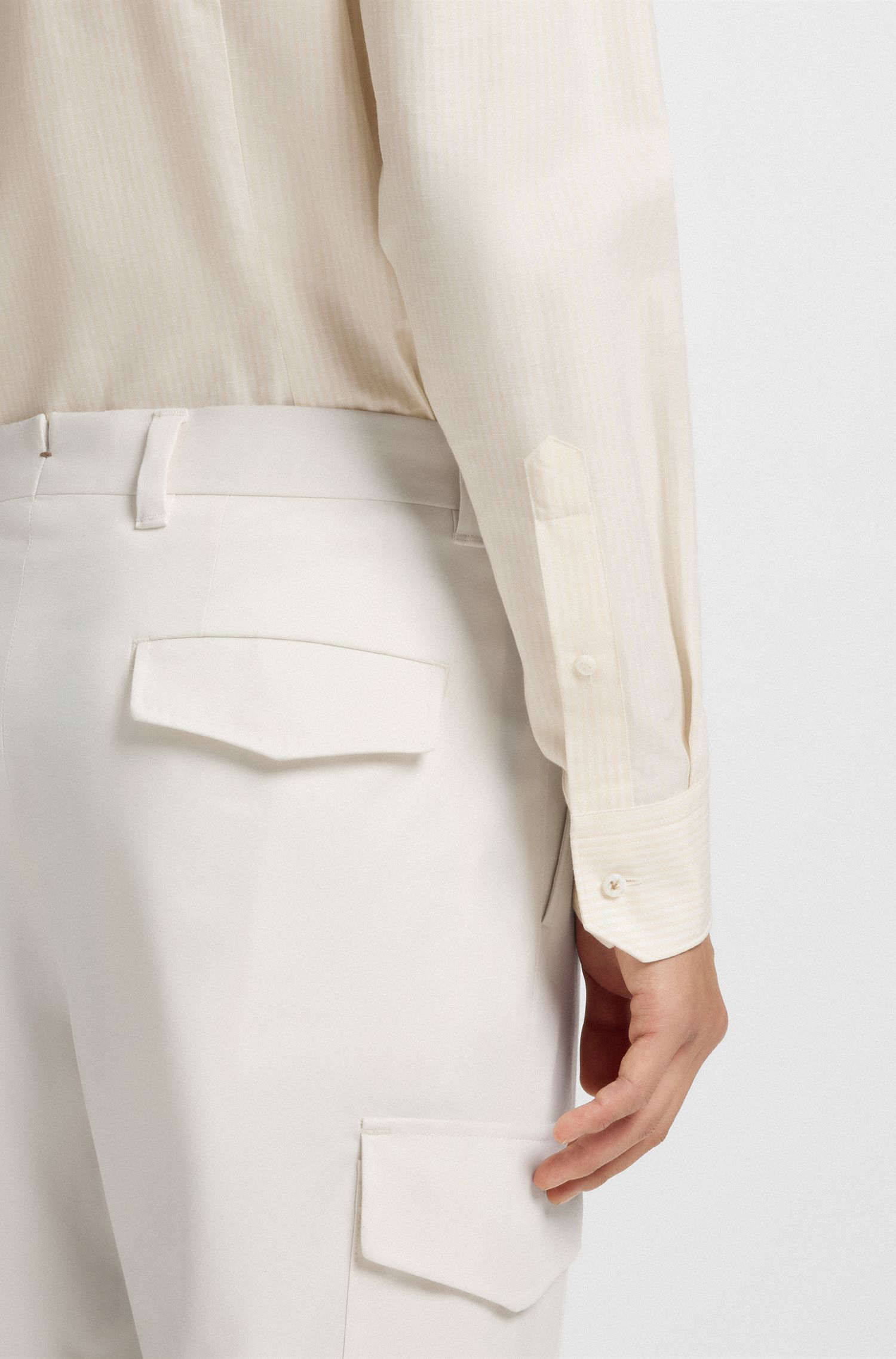 BOSS - Áo sơ mi dáng slim-fit vải cotton sọc, linen và lụa