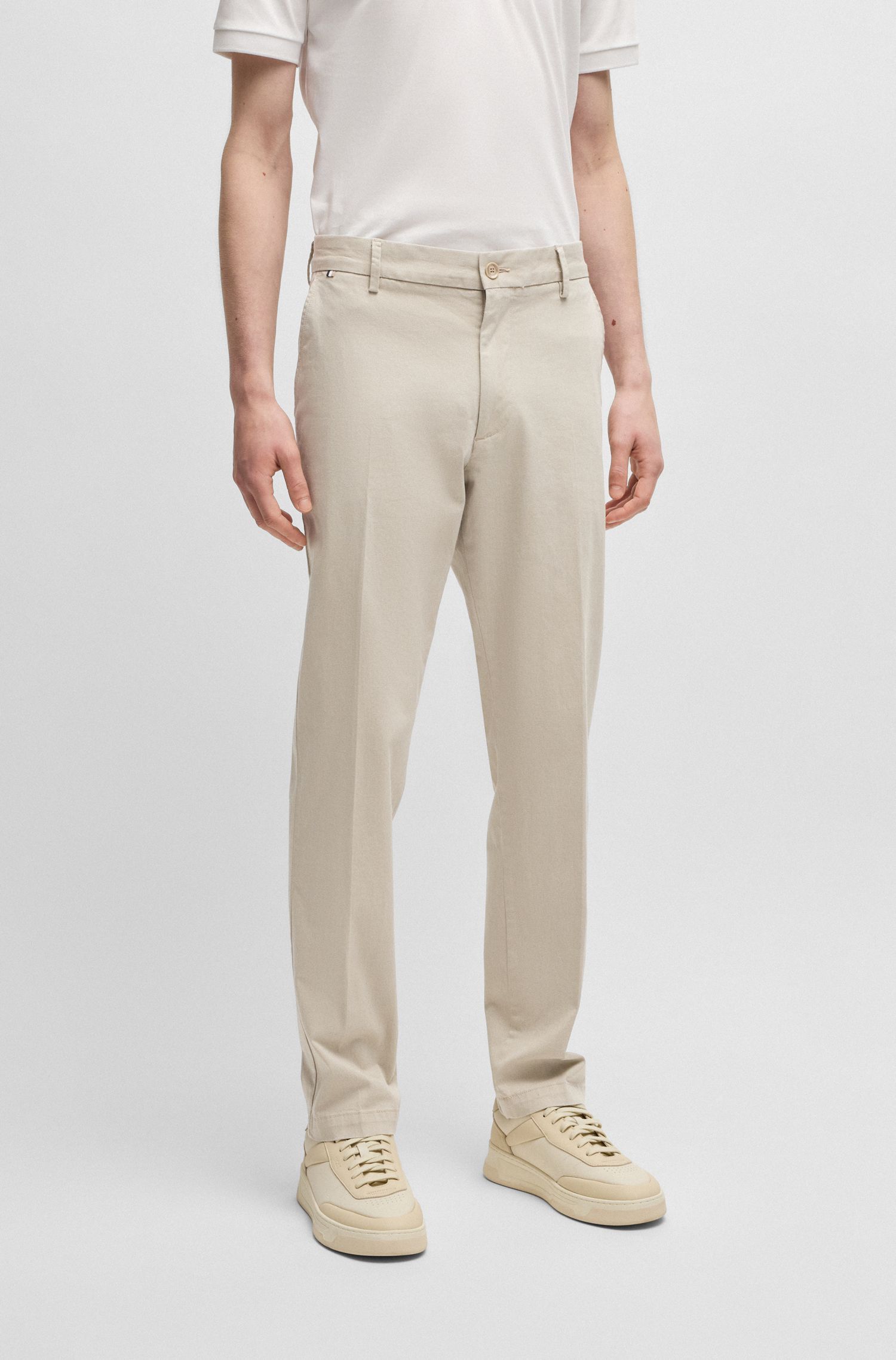 Quần dáng regular fit chất liệu cotton co giãn in họa tiết