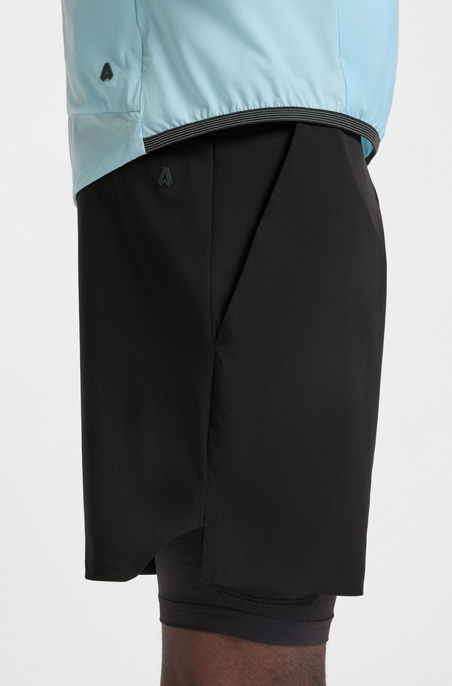 BOSS - Quần shorts thể thao 2 lớp vải nhanh khô
