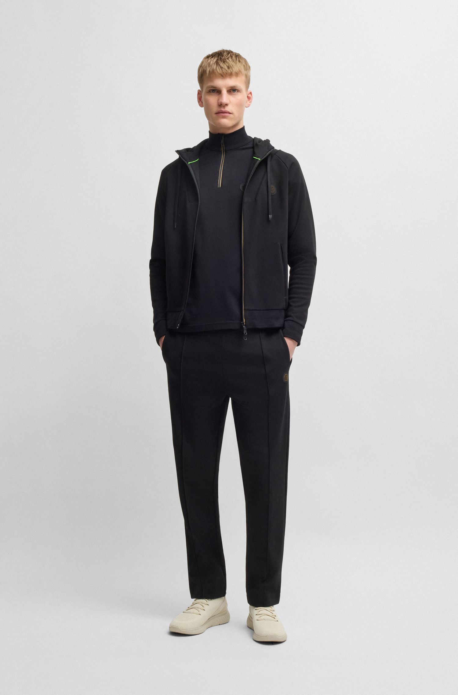 BOSS - Giày sneakers với phần thân lưới và da lộn