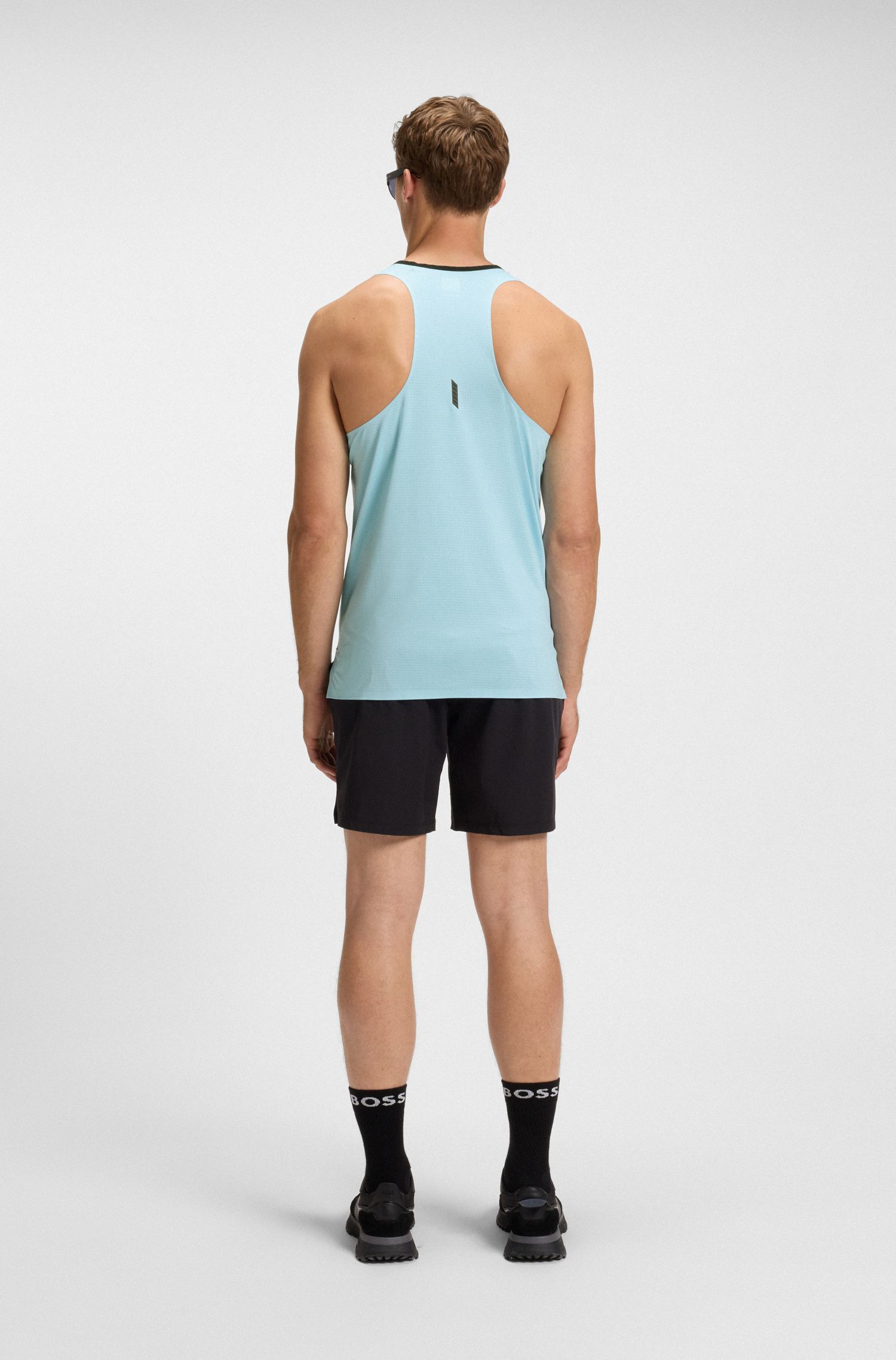 Áo tank top thể thao vải lưới jersey với chi tiết trang trí phản quang
