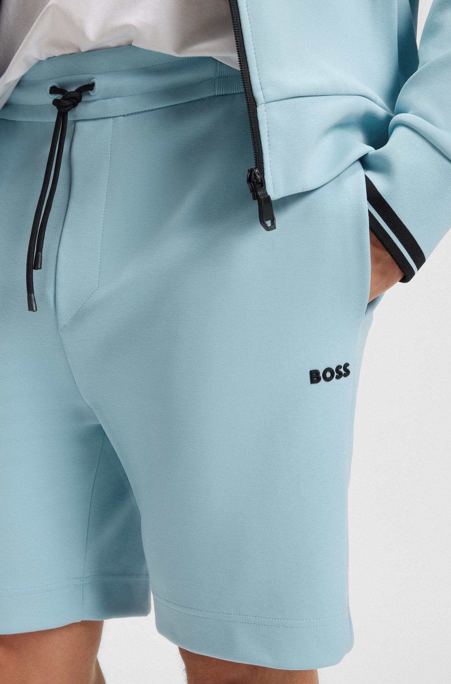 BOSS - Quần short chi tiết sọc vải cotton co giãn