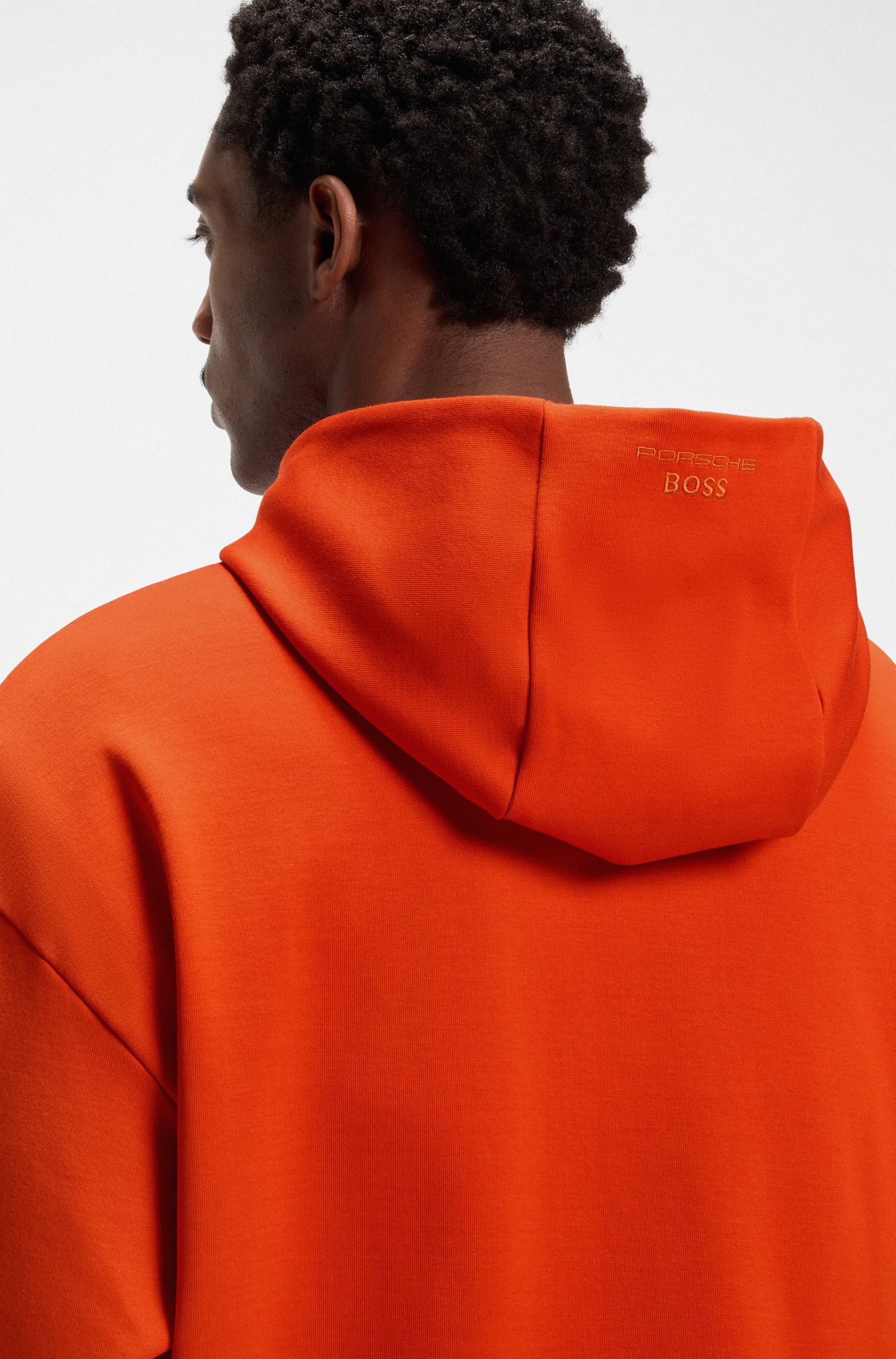 BOSS - Áo hoodie Porsche x BOSS vải cotton pha với logo Targa