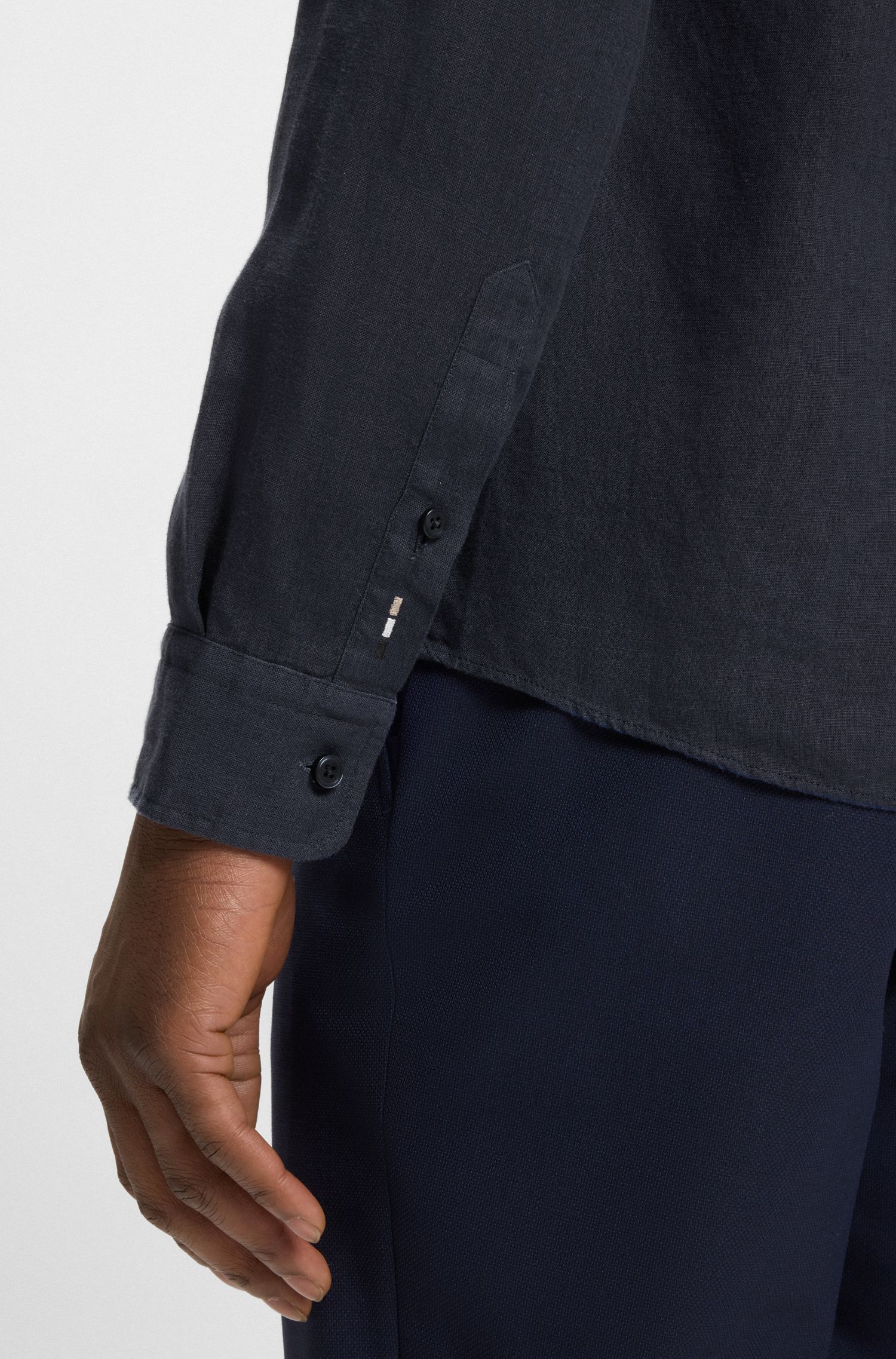 BOSS - Áo sơ mi dáng slim-fit vải linen
