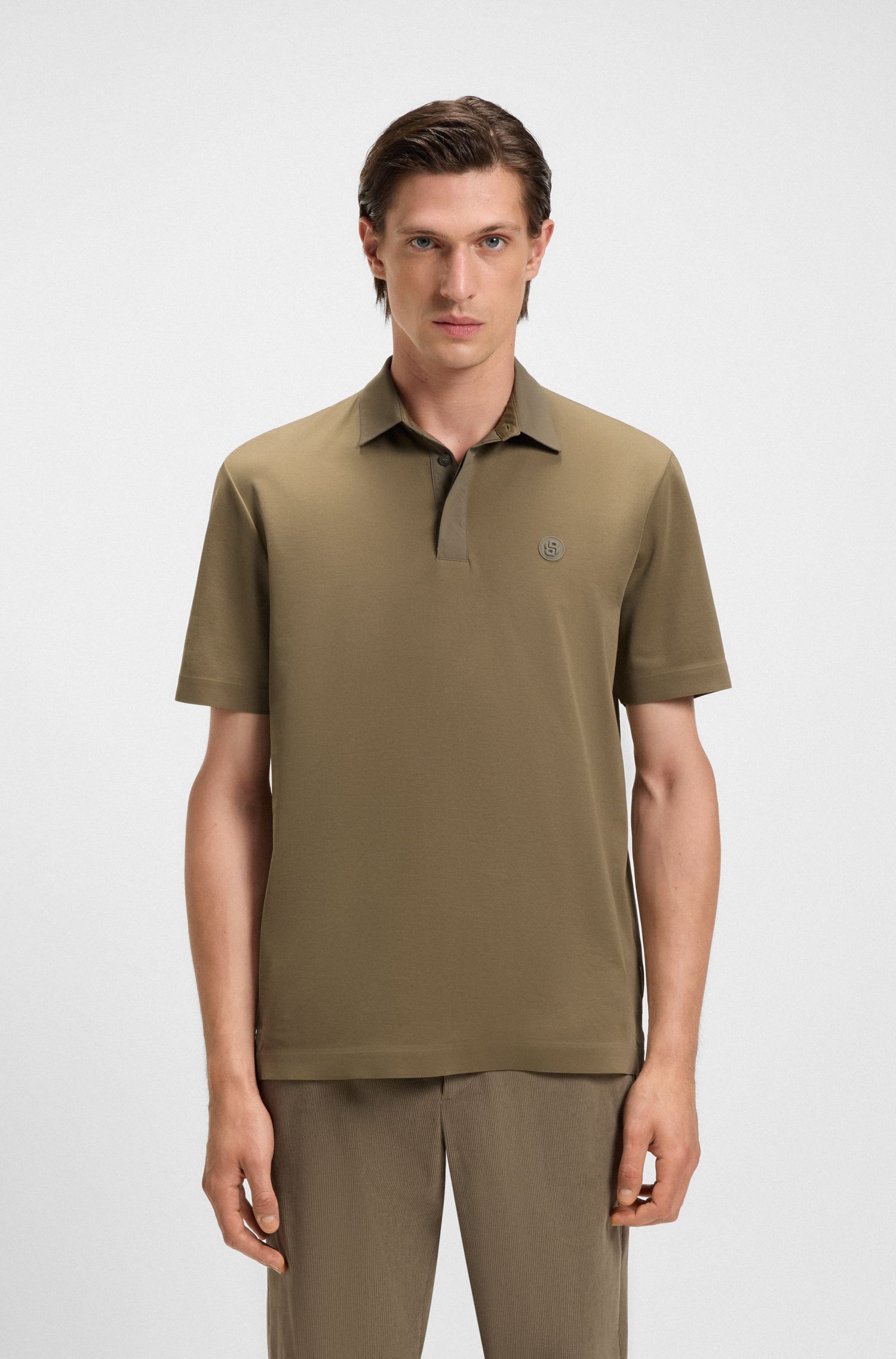 BOSS - Áo polo hiệu năng với viền monogram Double B