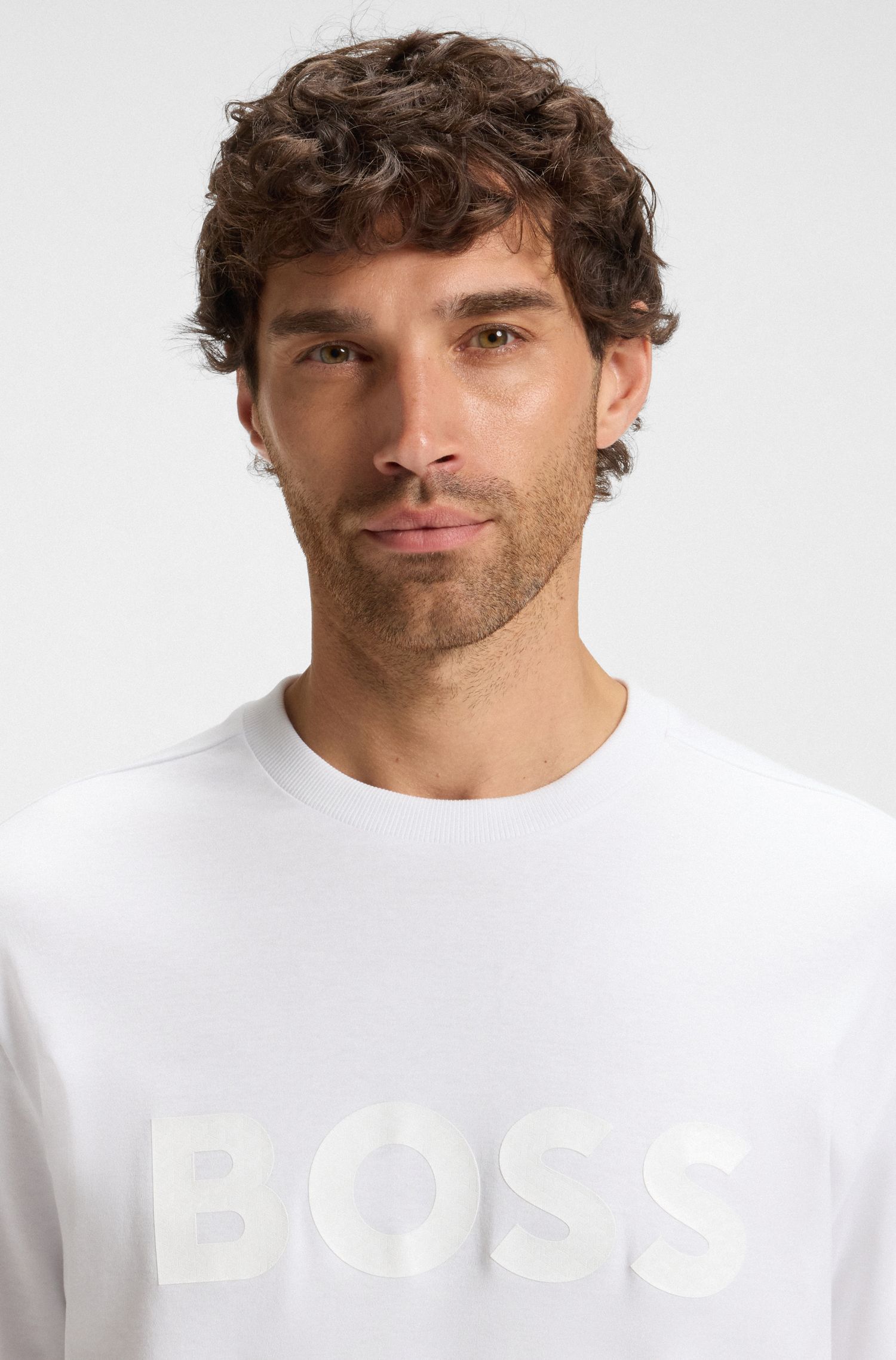 BOSS - Áo thun cotton jersey in logo nổi
