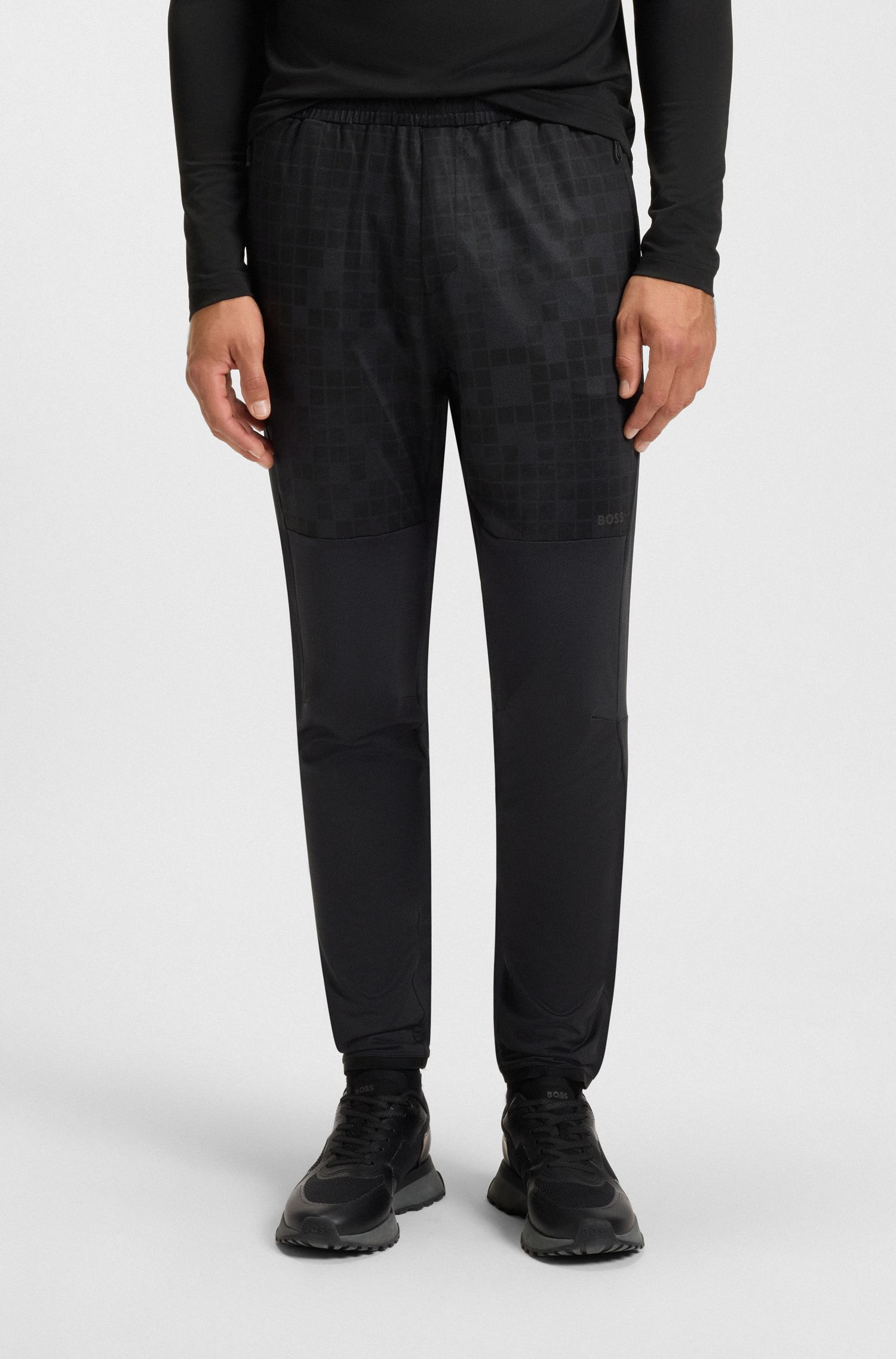 Quần sweatpants vải hiệu năng in họa tiết
