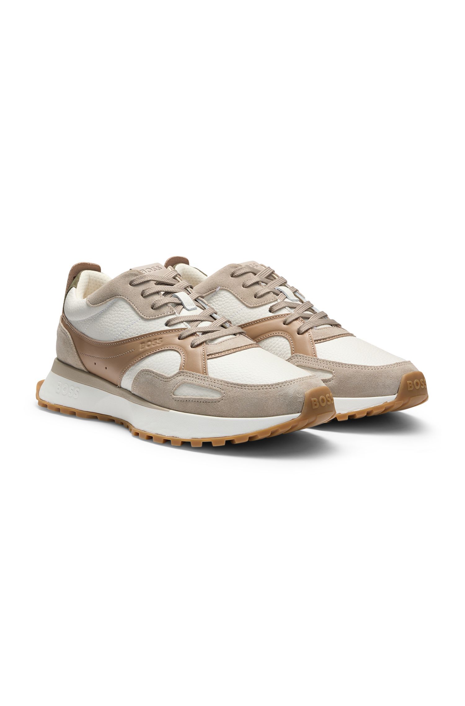 Giày sneakers da hạt với đế hỗ trợ