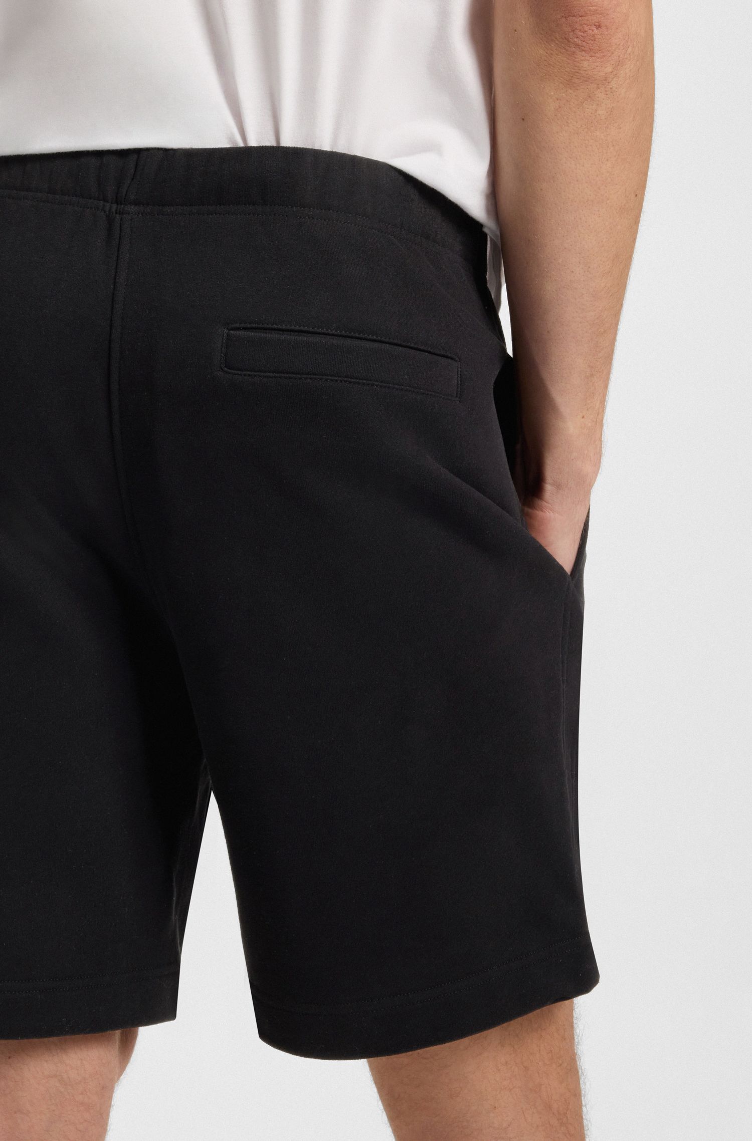BOSS - BECKHAM x BOSS Quần short dáng rộng vải terry cotton