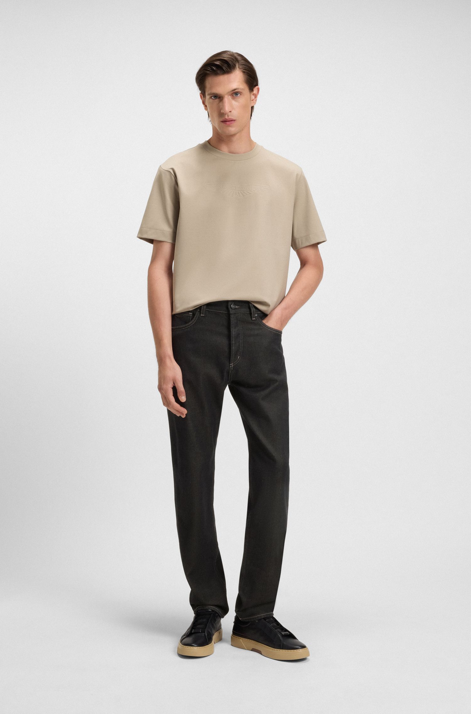 BOSS - Quần jeans BOSS x ASTON MARTIN nhuộm phủ nhôm