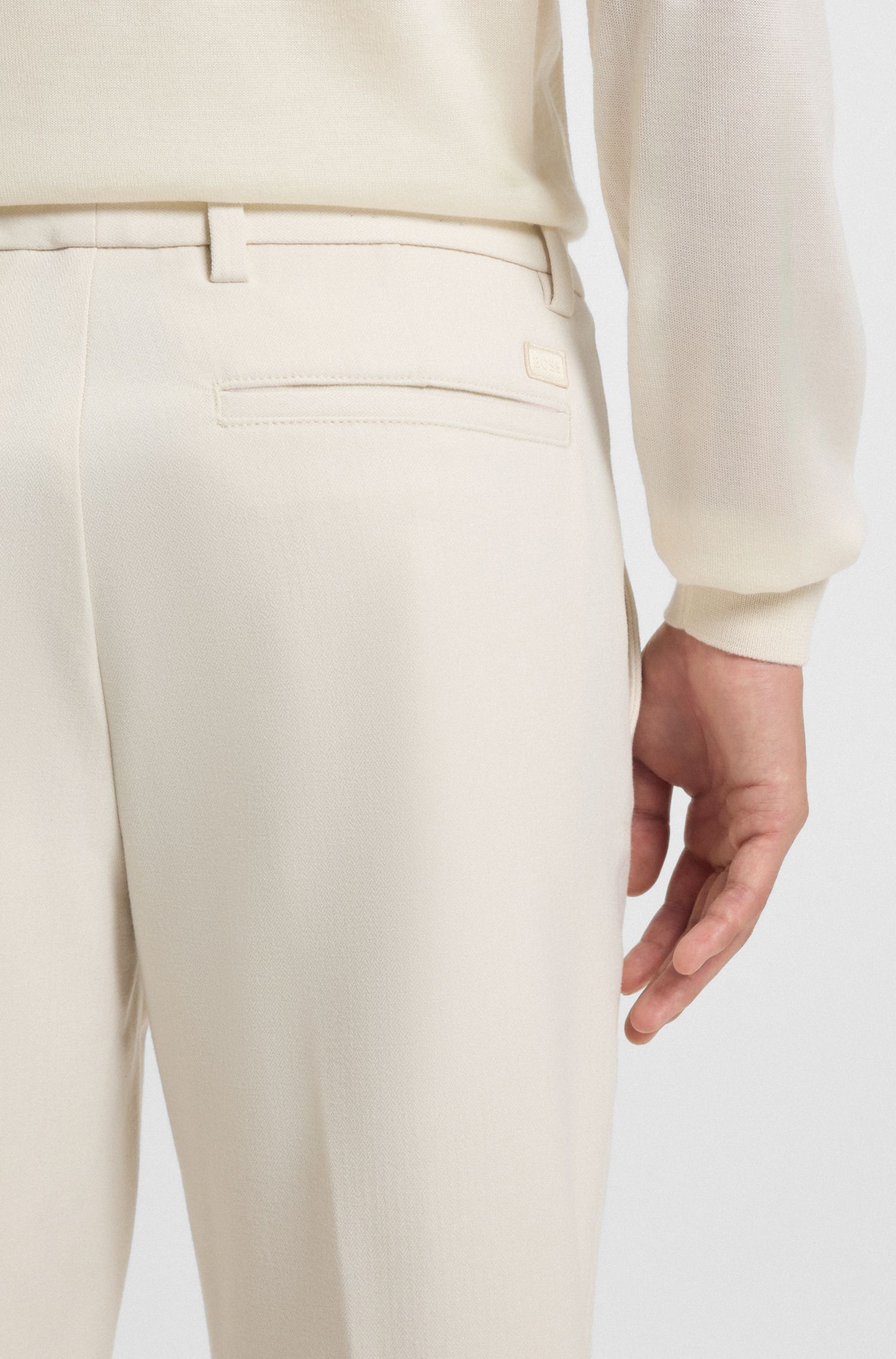 BOSS - Quần âu dáng slim fit vải họa tiết herringbone chải mịn
