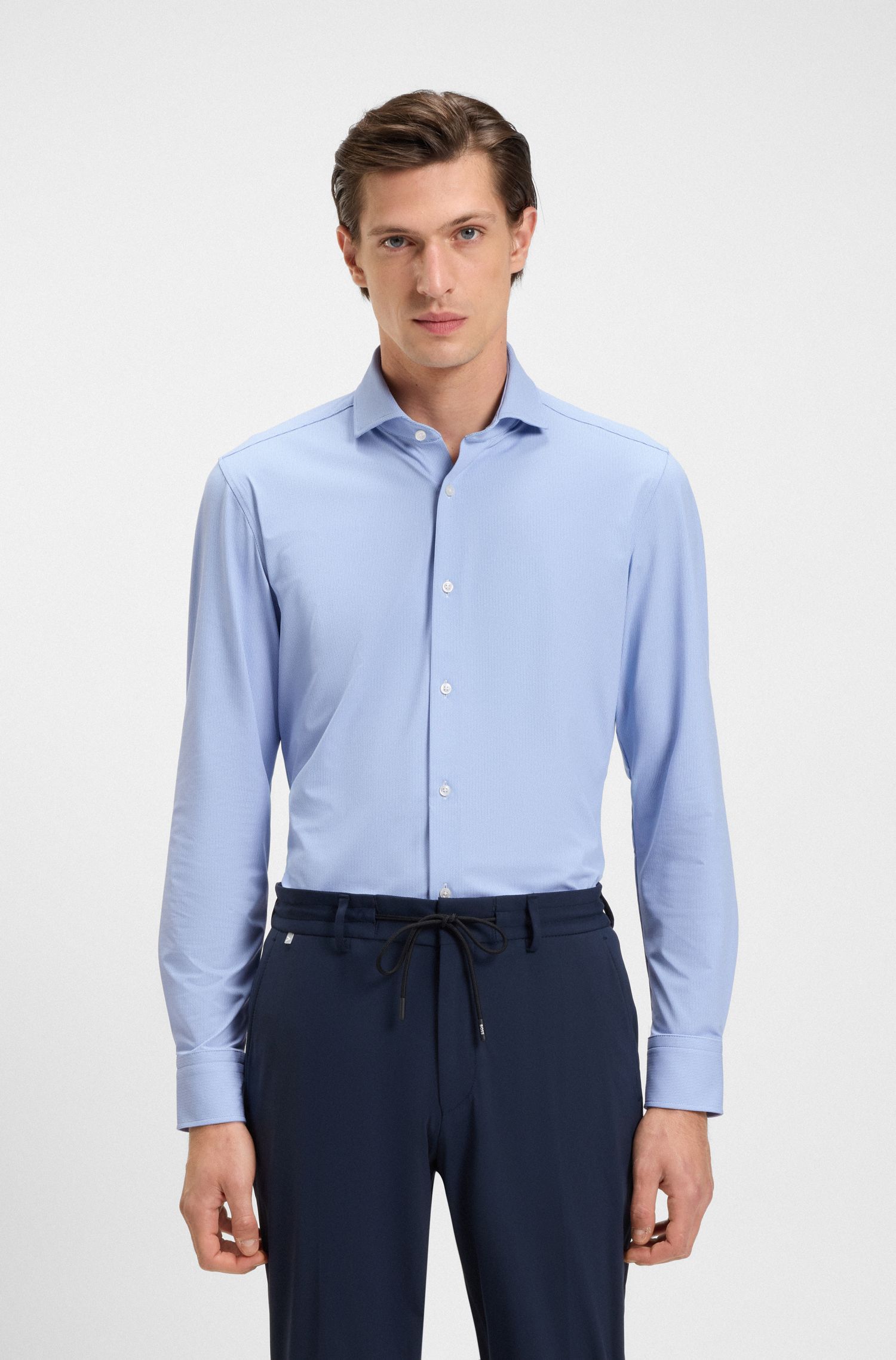 Áo sơ mi dáng slim fit vải jersey co giãn hiệu suất, dệt cấu trúc