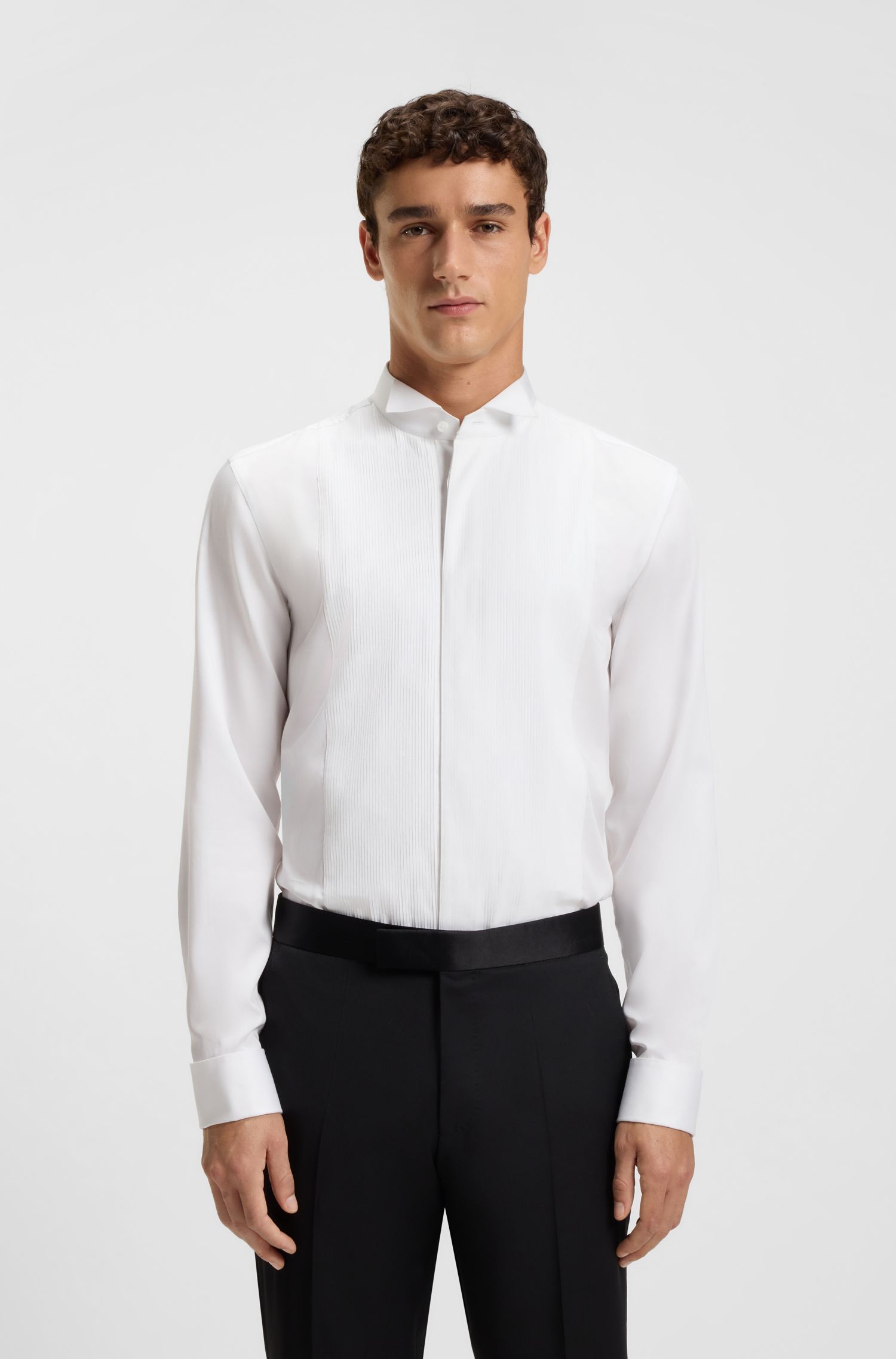 Áo sơ mi dáng slim fit vải cotton satin dễ ủi