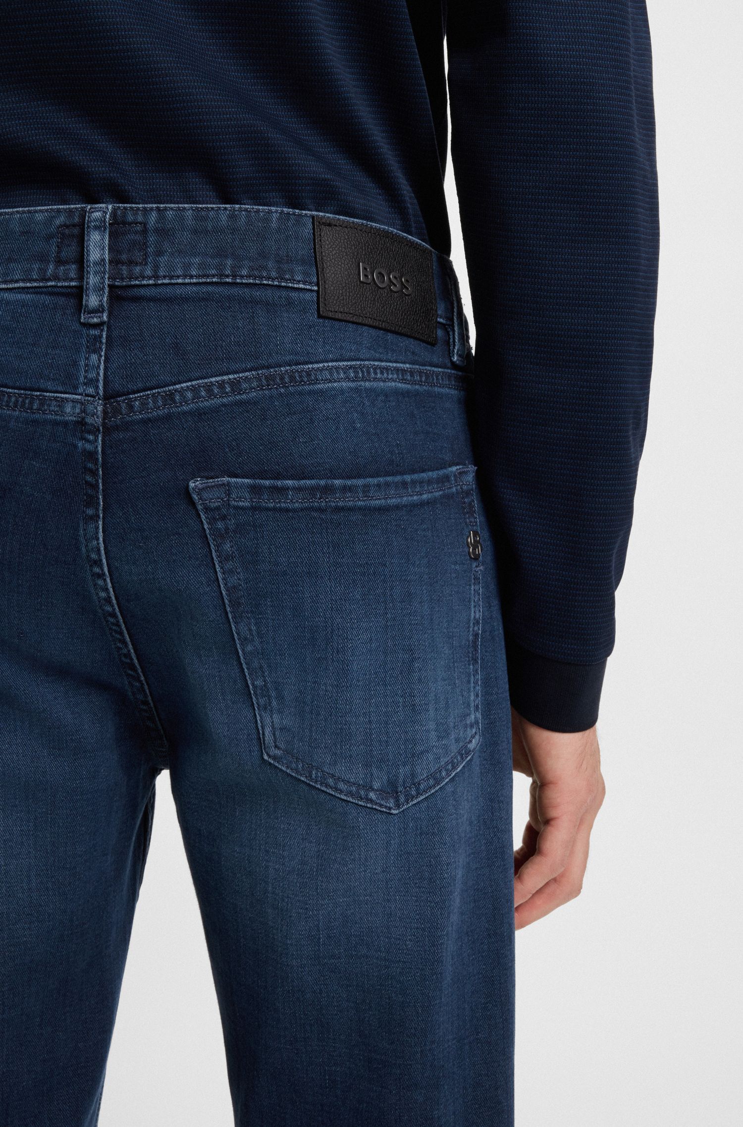 BOSS - Quần jeans Maine dáng regular fit bằng denim xanh mềm mại
