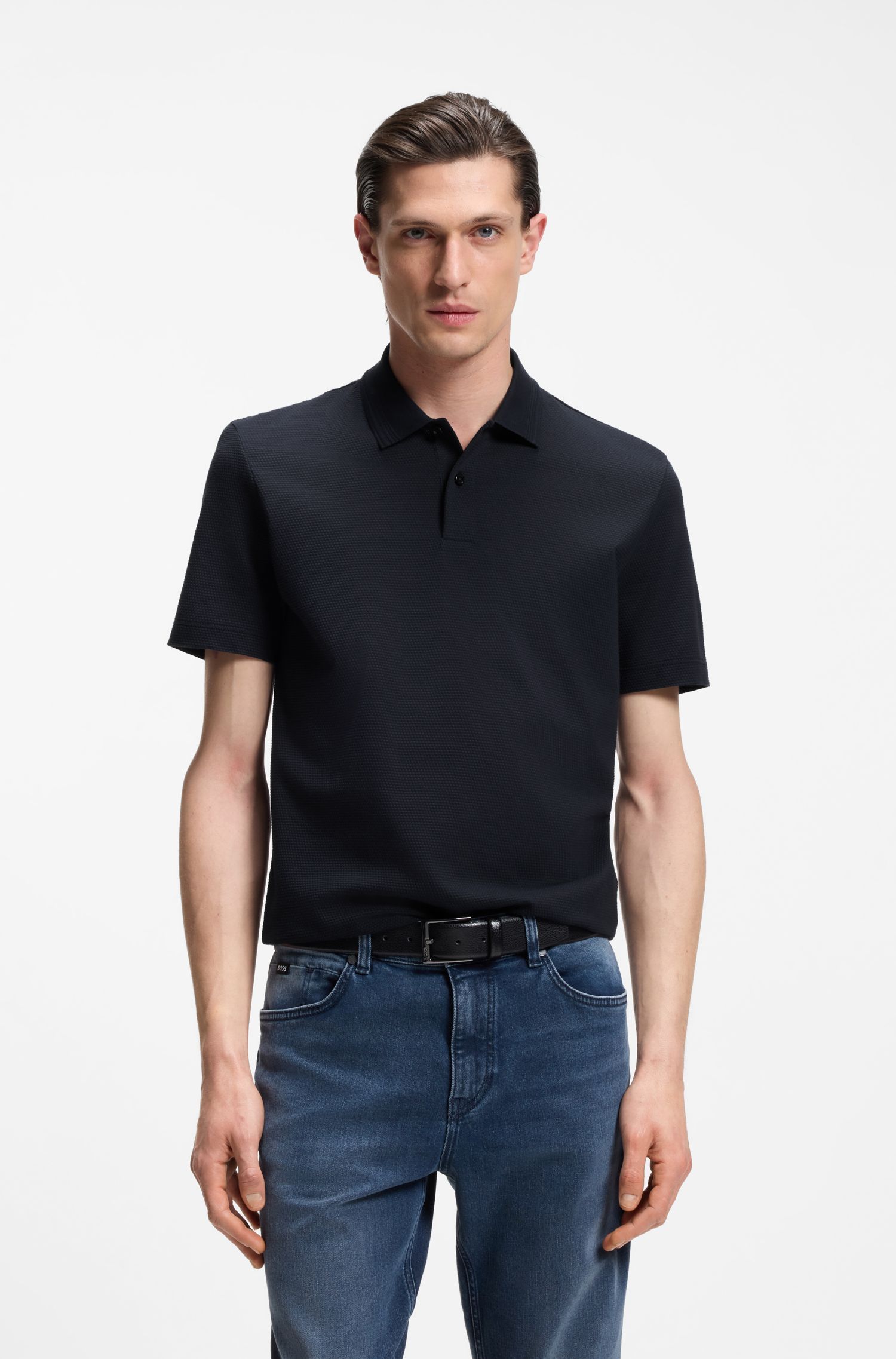 Áo polo pha cotton với họa tiết jacquard xếp lớp tạo hiệu ứng bong bóng