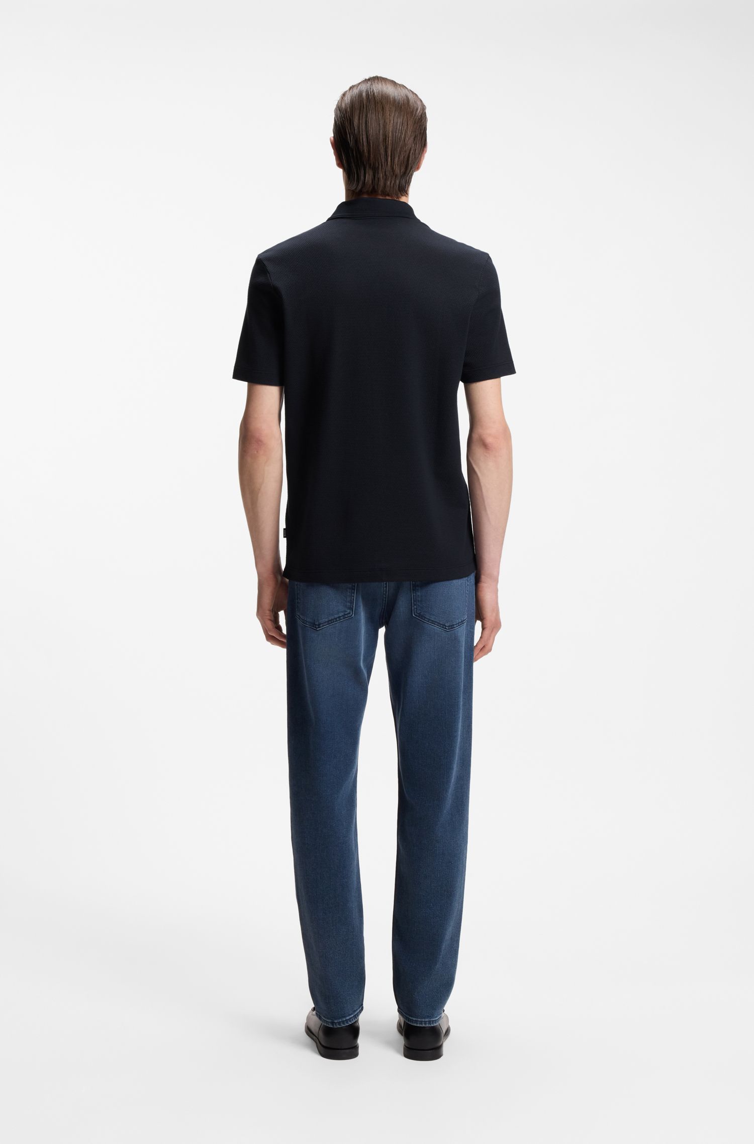 Áo polo pha cotton với họa tiết jacquard xếp lớp tạo hiệu ứng bong bóng