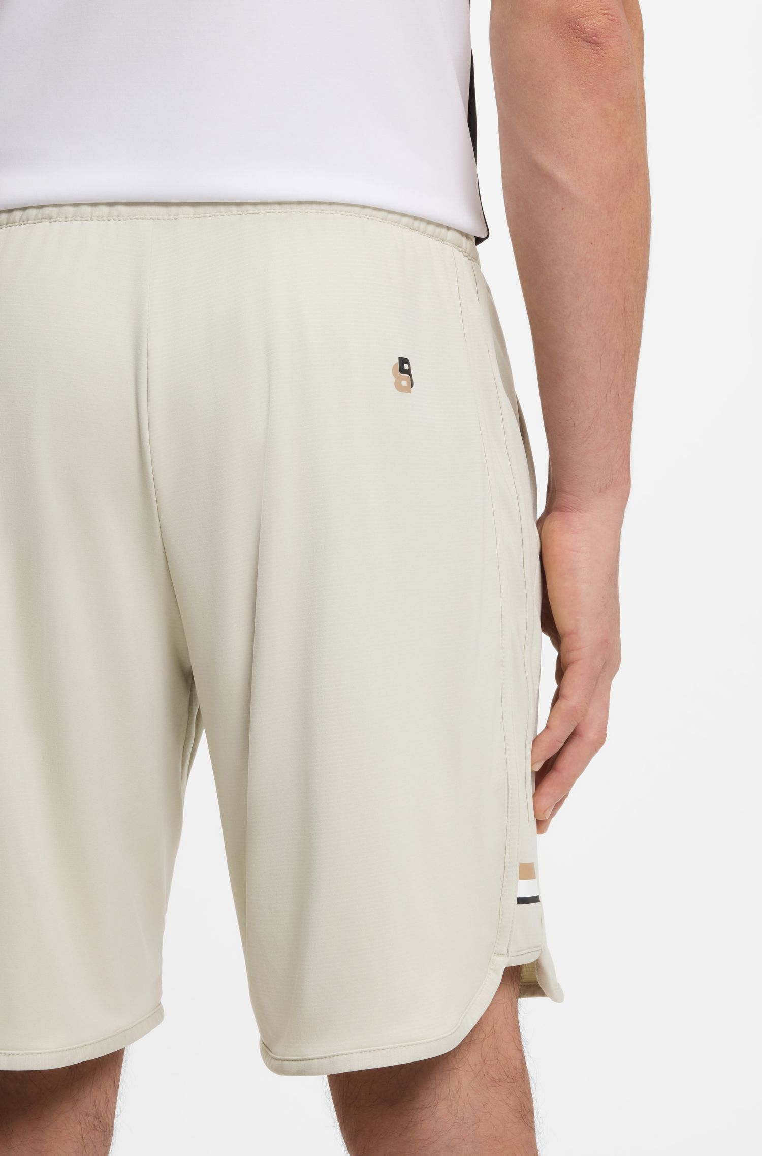 BOSS - Quần short dáng regular fit co giãn
