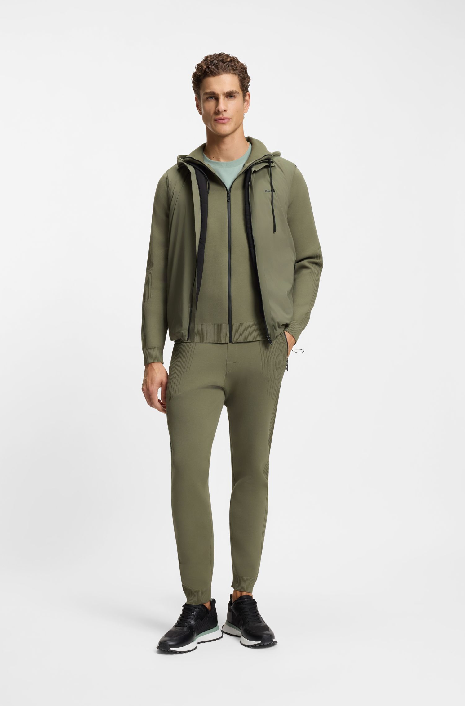 BOSS - Quần thể thao regular fit với họa tiết sọc jacquard