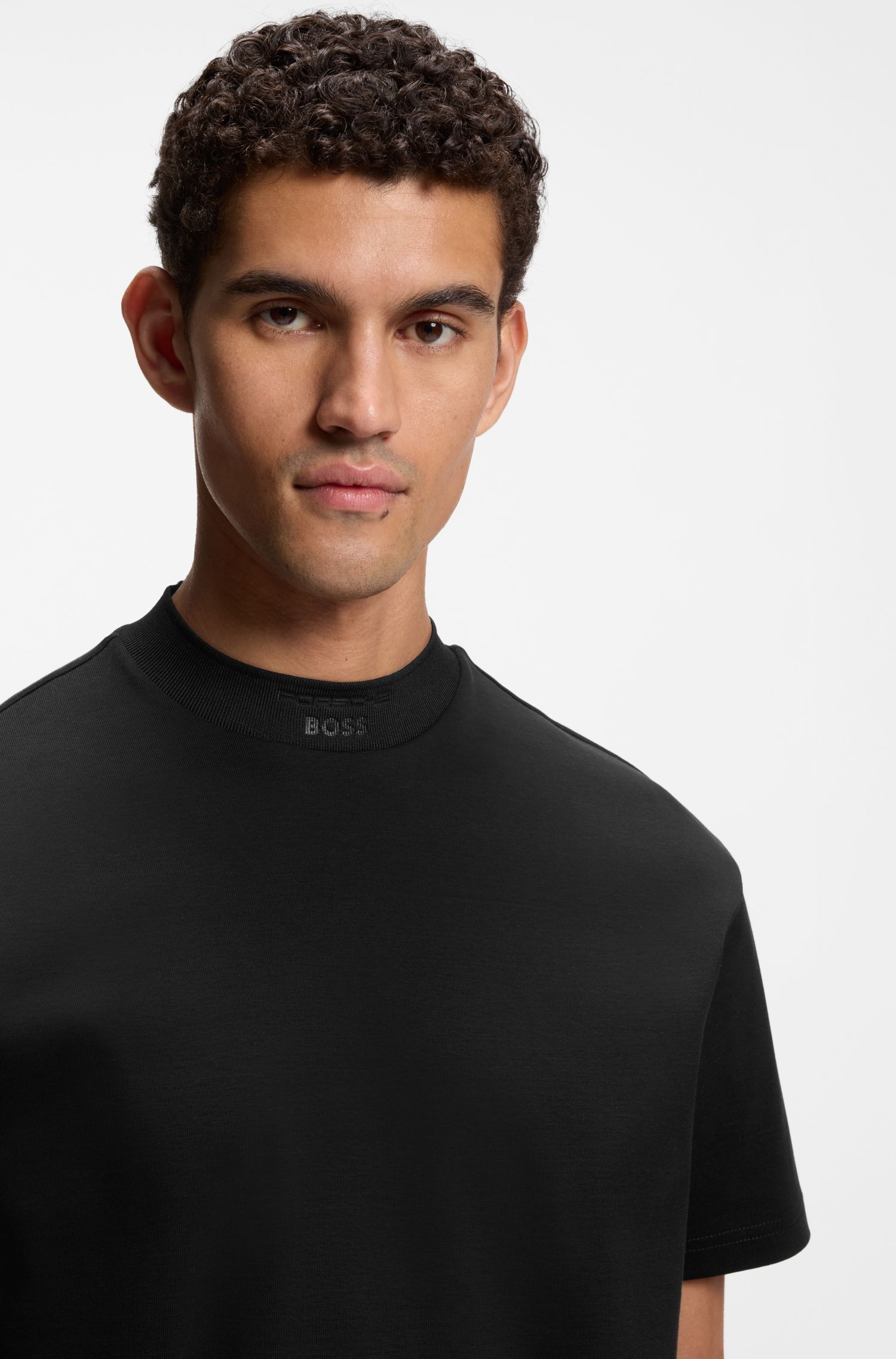 BOSS - Áo thun relaxed fit Porsche x Boss với cổ áo có logo