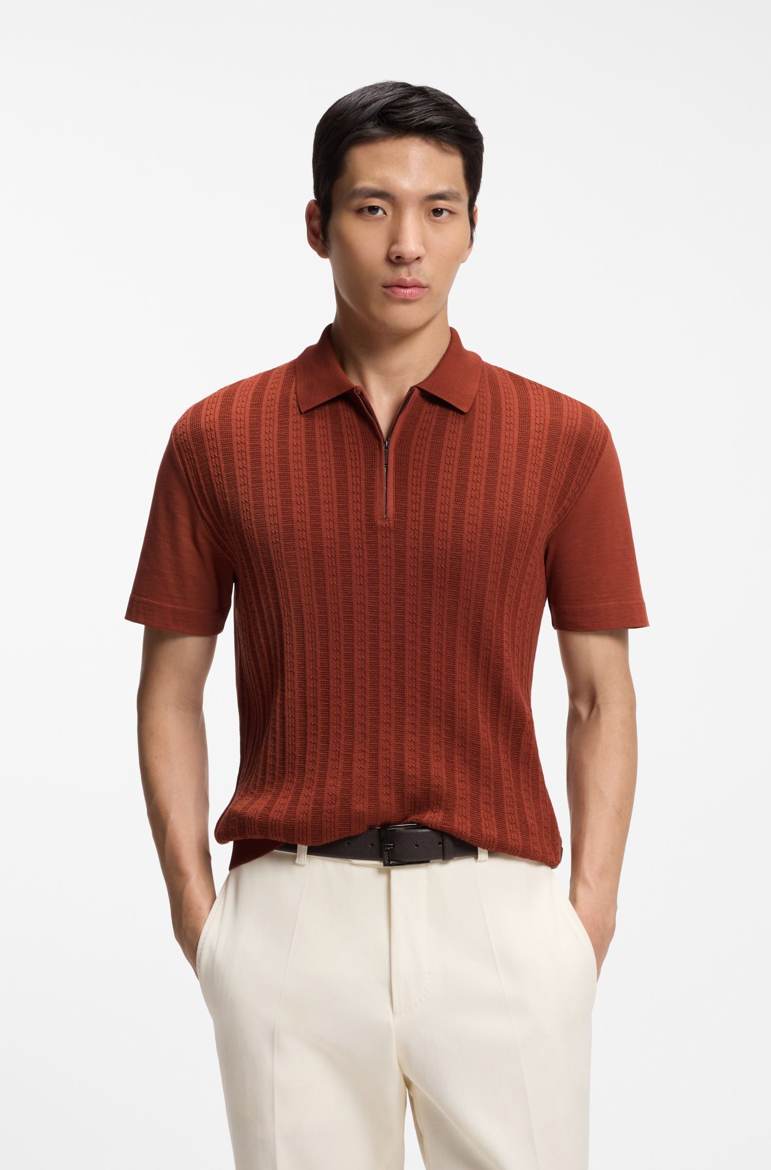 Áo polo cổ khóa kéo bằng chất liệu cotton và lụa