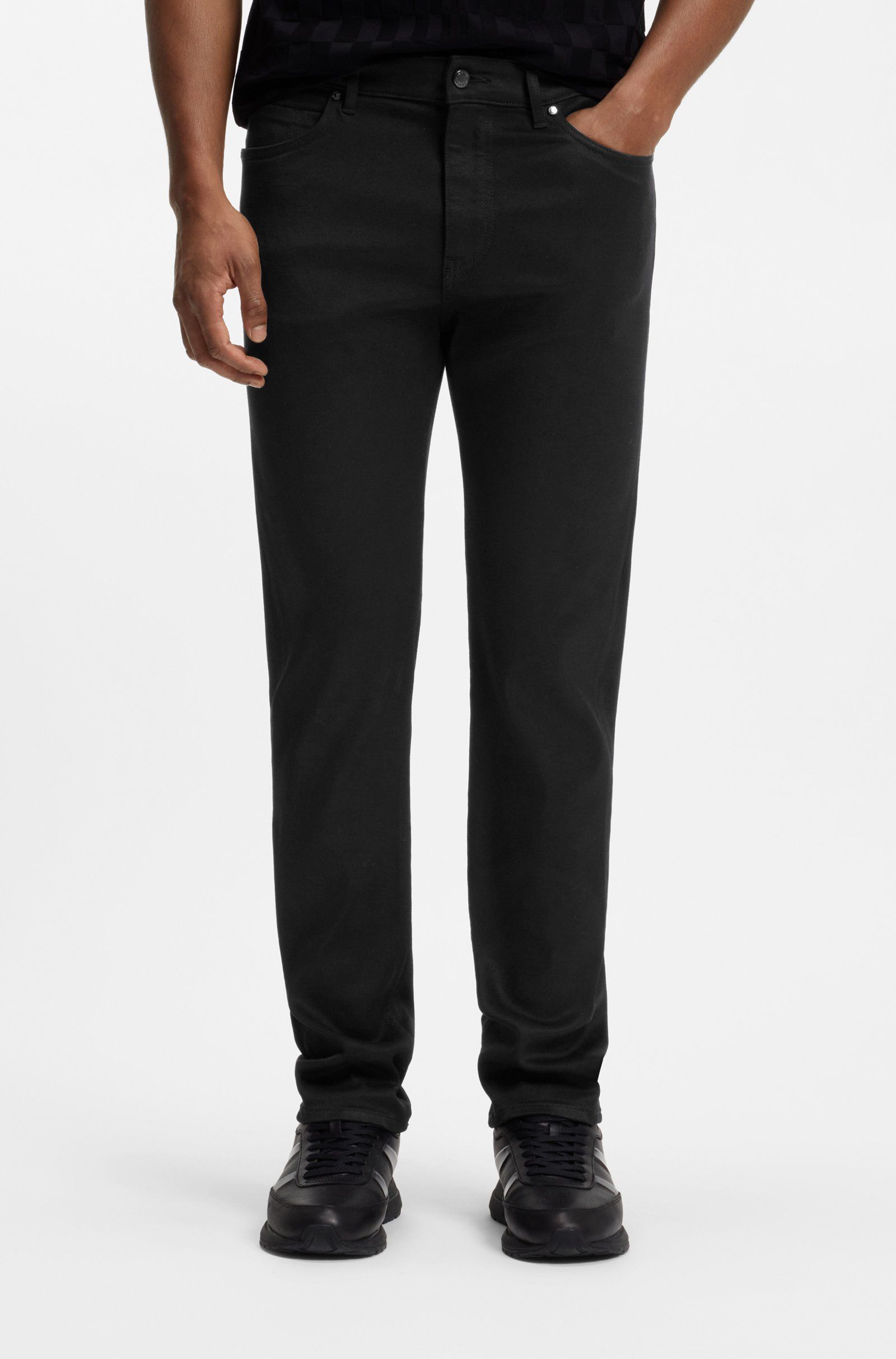 Quần tapered fit Porsche x Boss denim co giãn