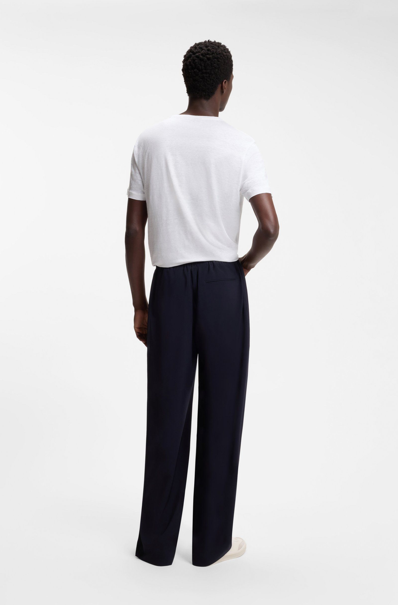 BOSS - Áo thun BOSS by Beckham vải linen