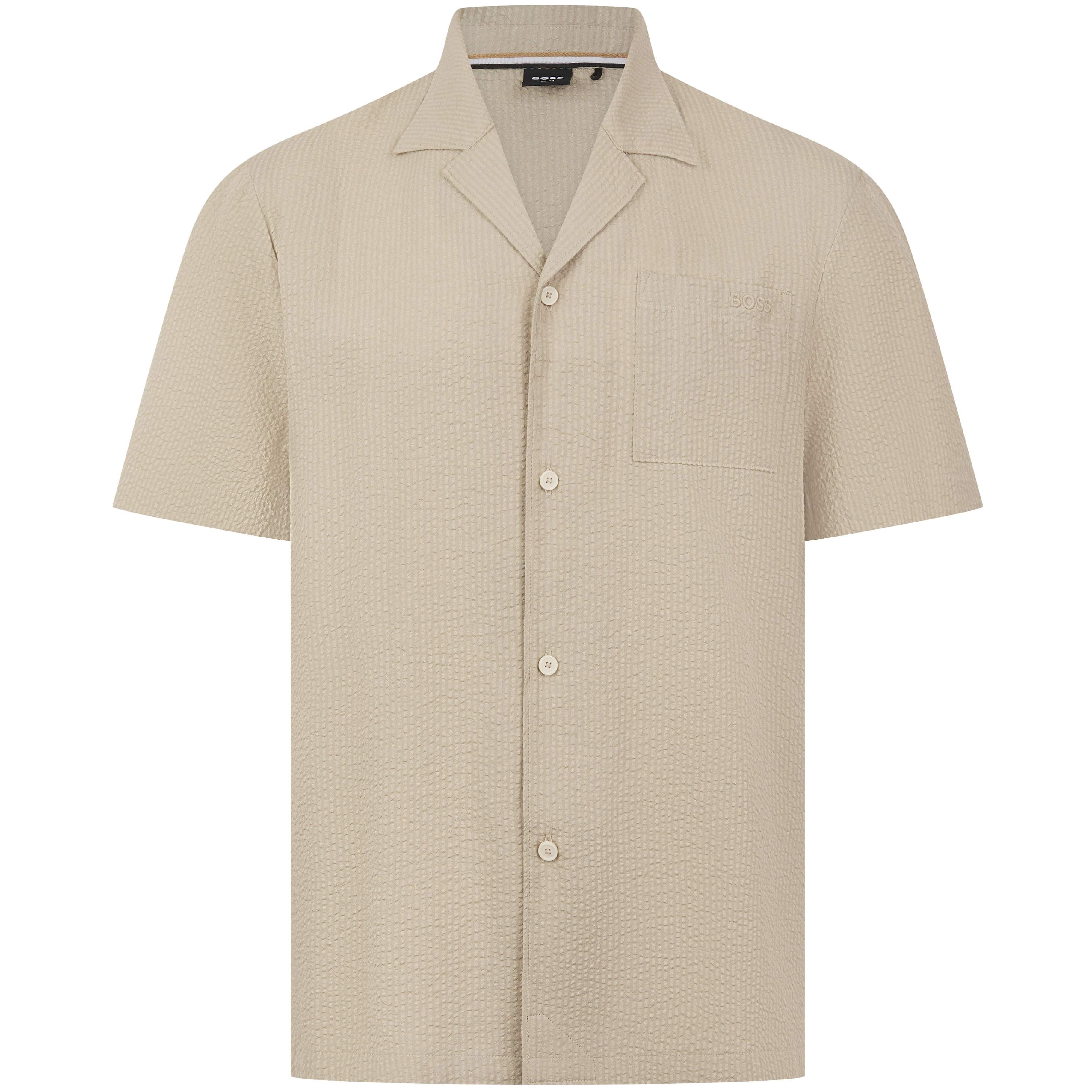 Áo sơ mi dáng regular fit làm từ vải seersucker.