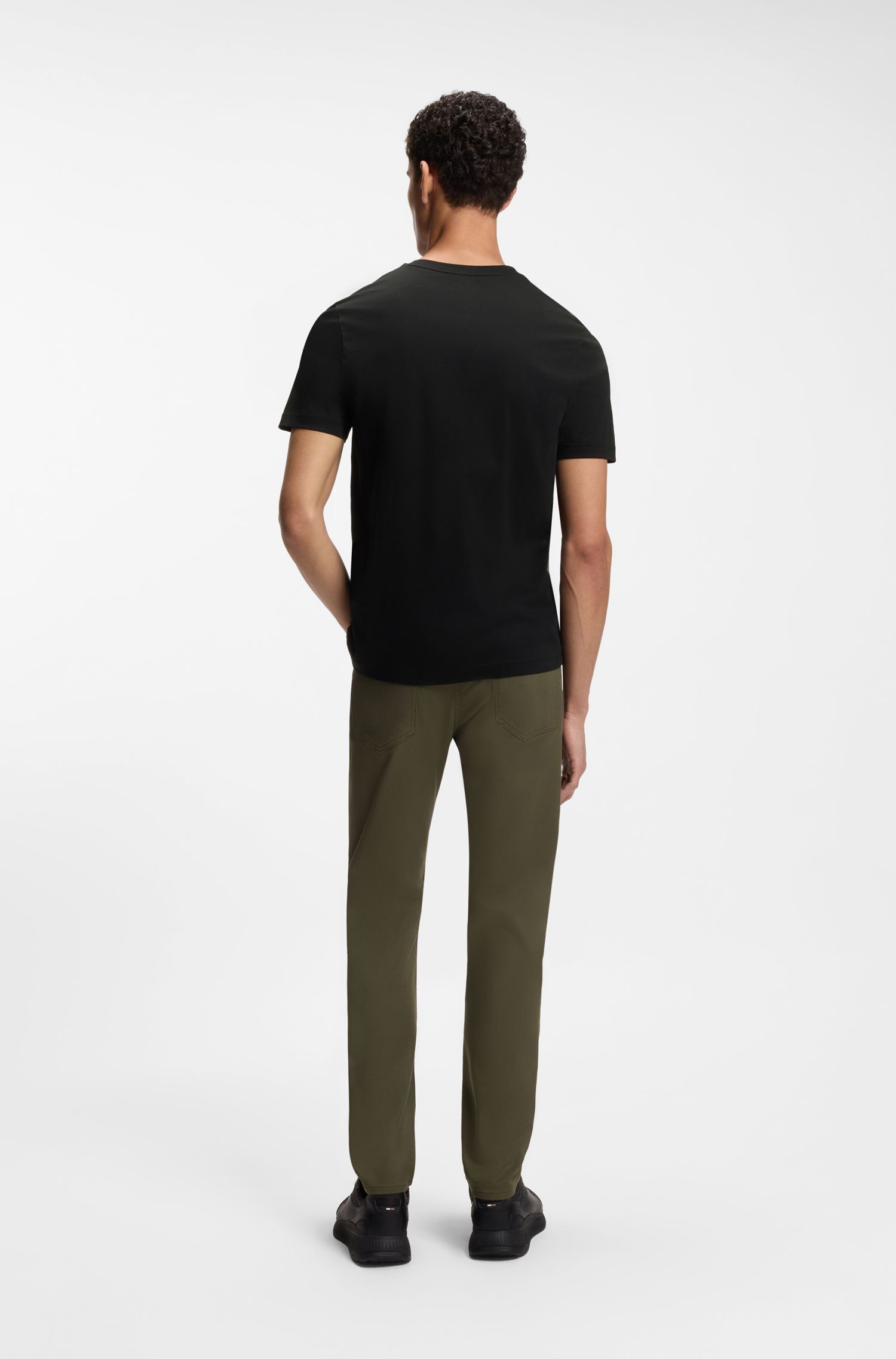 Áo thun cotton mercerized Porsche x Boss với logo phản quang