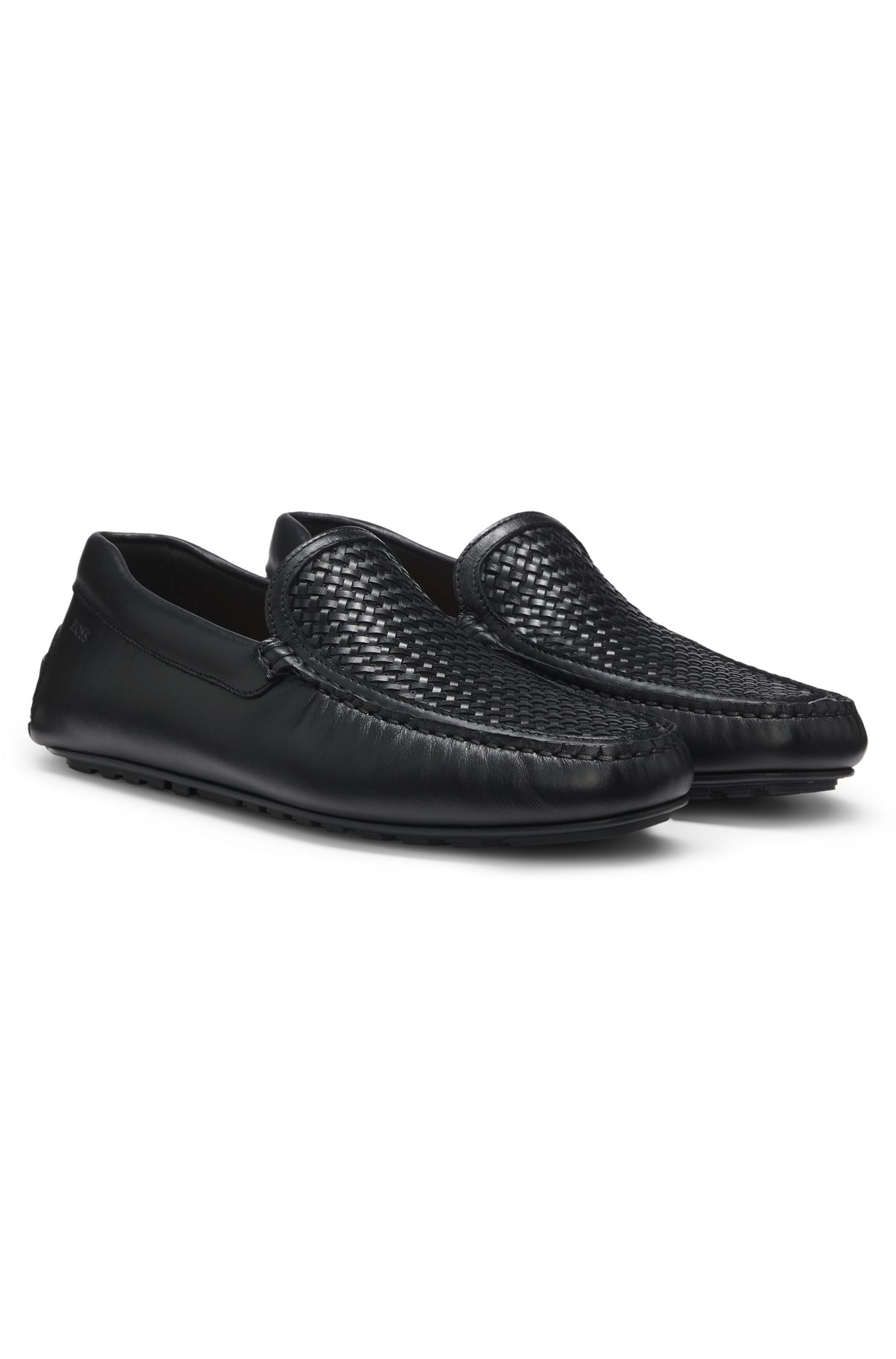 Giày moccasin da với phần mu bàn chân đan