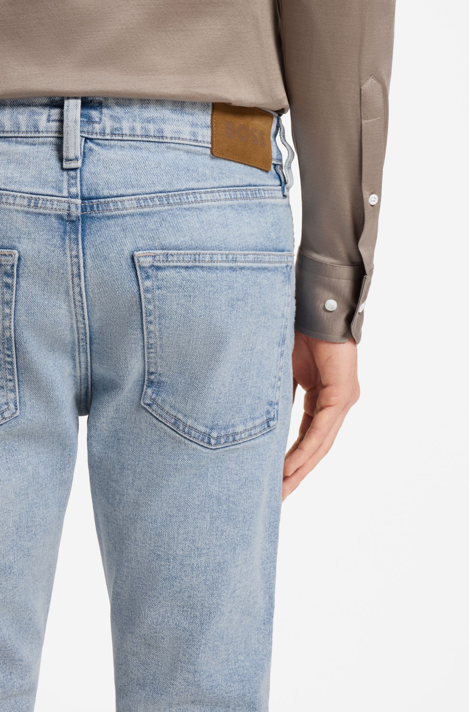 BOSS - Quần jeans dáng ôm chất liệu denim pha lụa