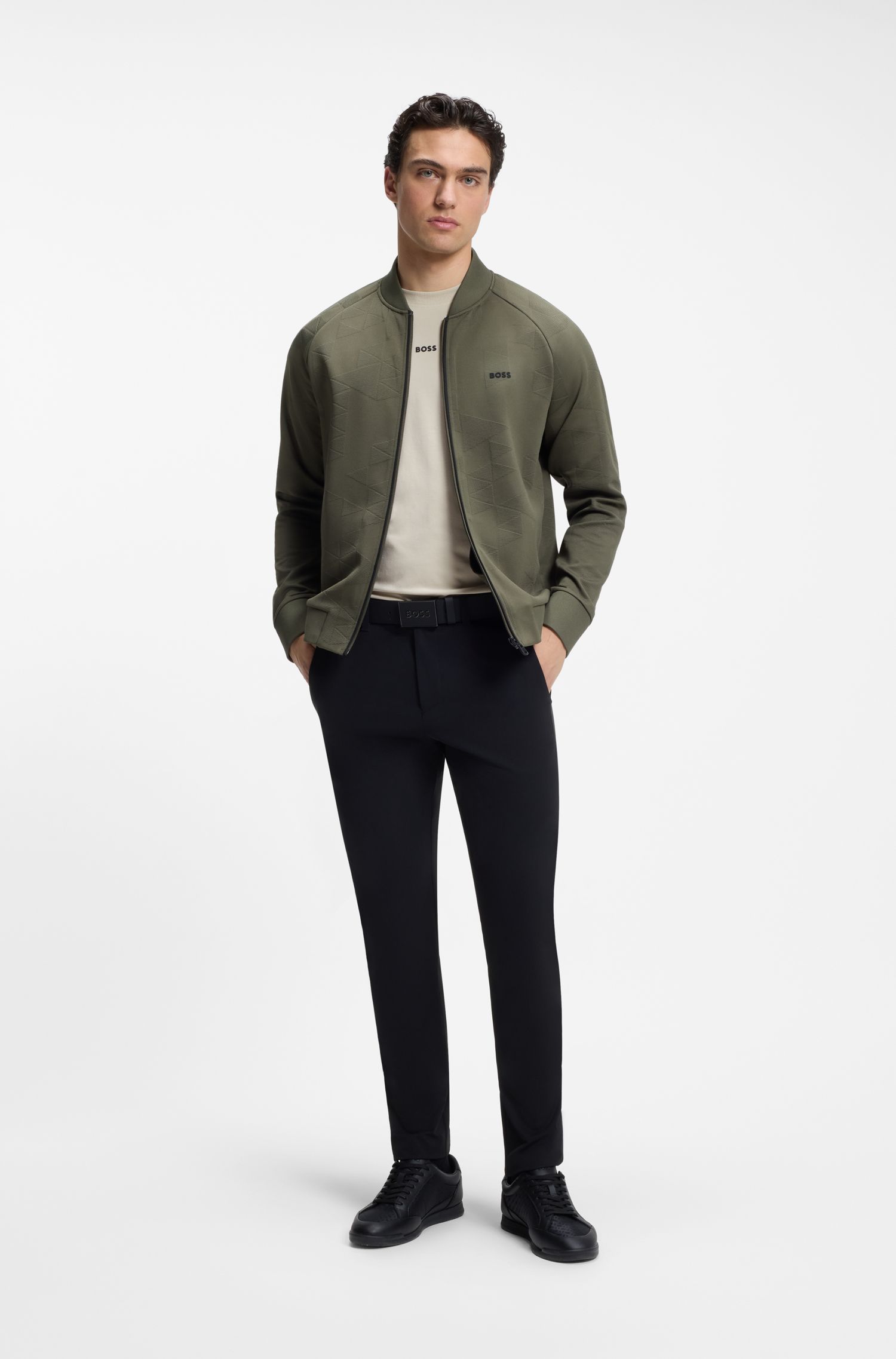 BOSS - Áo thun dáng rộng thoải mái, chất liệu pha cotton co giãn.