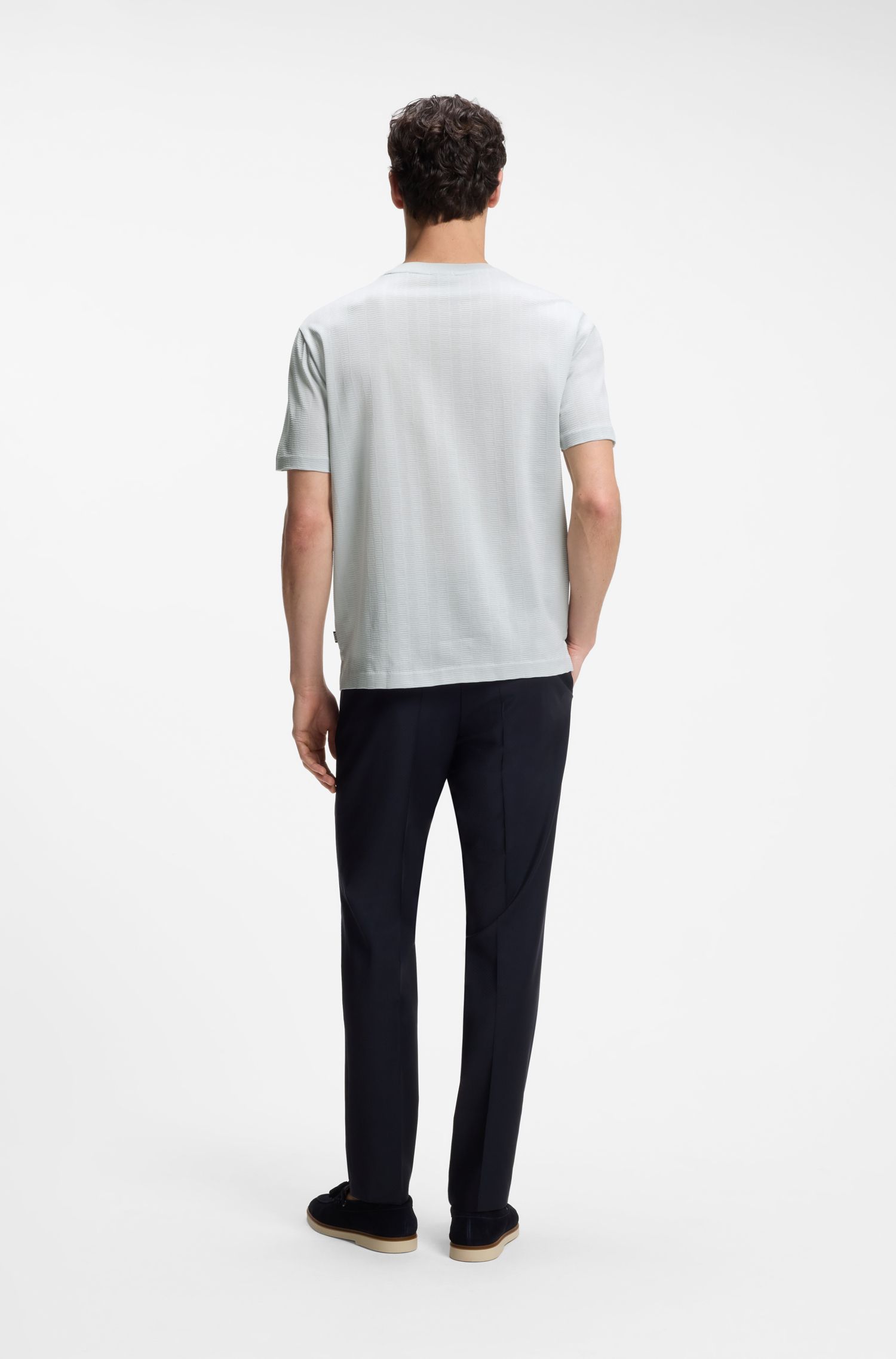 BOSS - Áo thun dáng regular fit làm từ chất liệu cotton với họa tiết jacquard nổi.