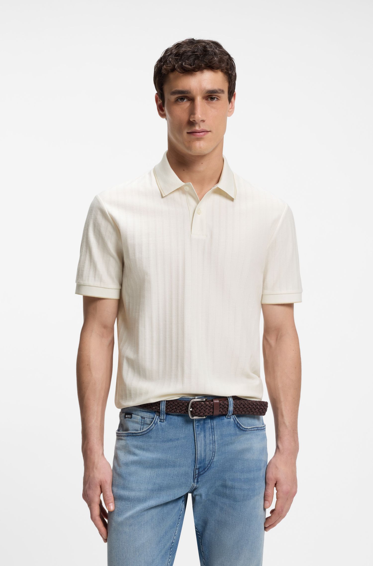 Áo polo cotton kẻ sọc có viền cổ.