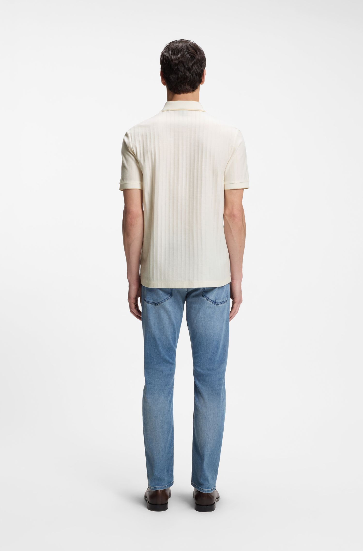 Áo polo cotton kẻ sọc có viền cổ.