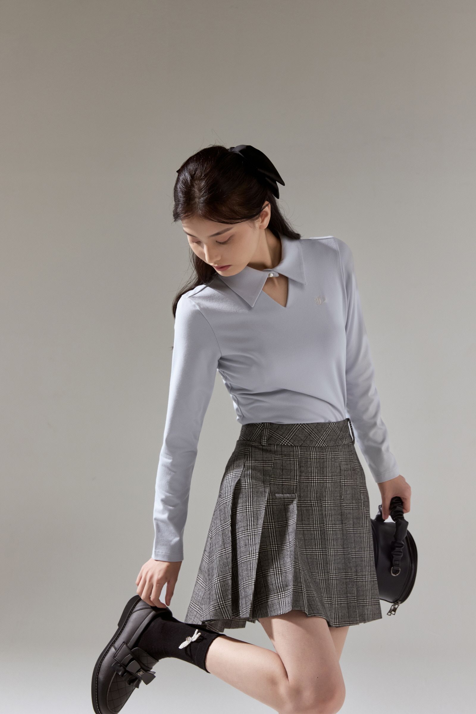 FairLiar - Áo thun Scarf Set Shoulder Shirring - Xám