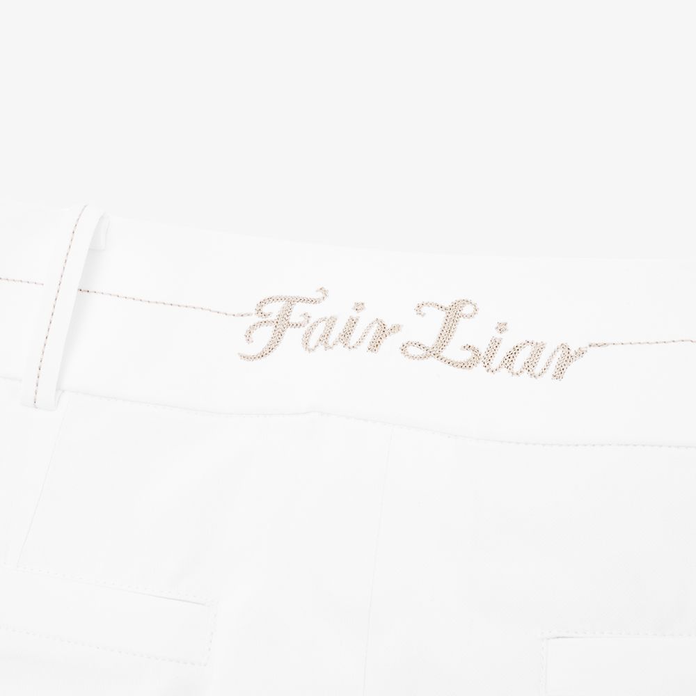 FairLiar - Quần thể thao dáng lửng ống đứng