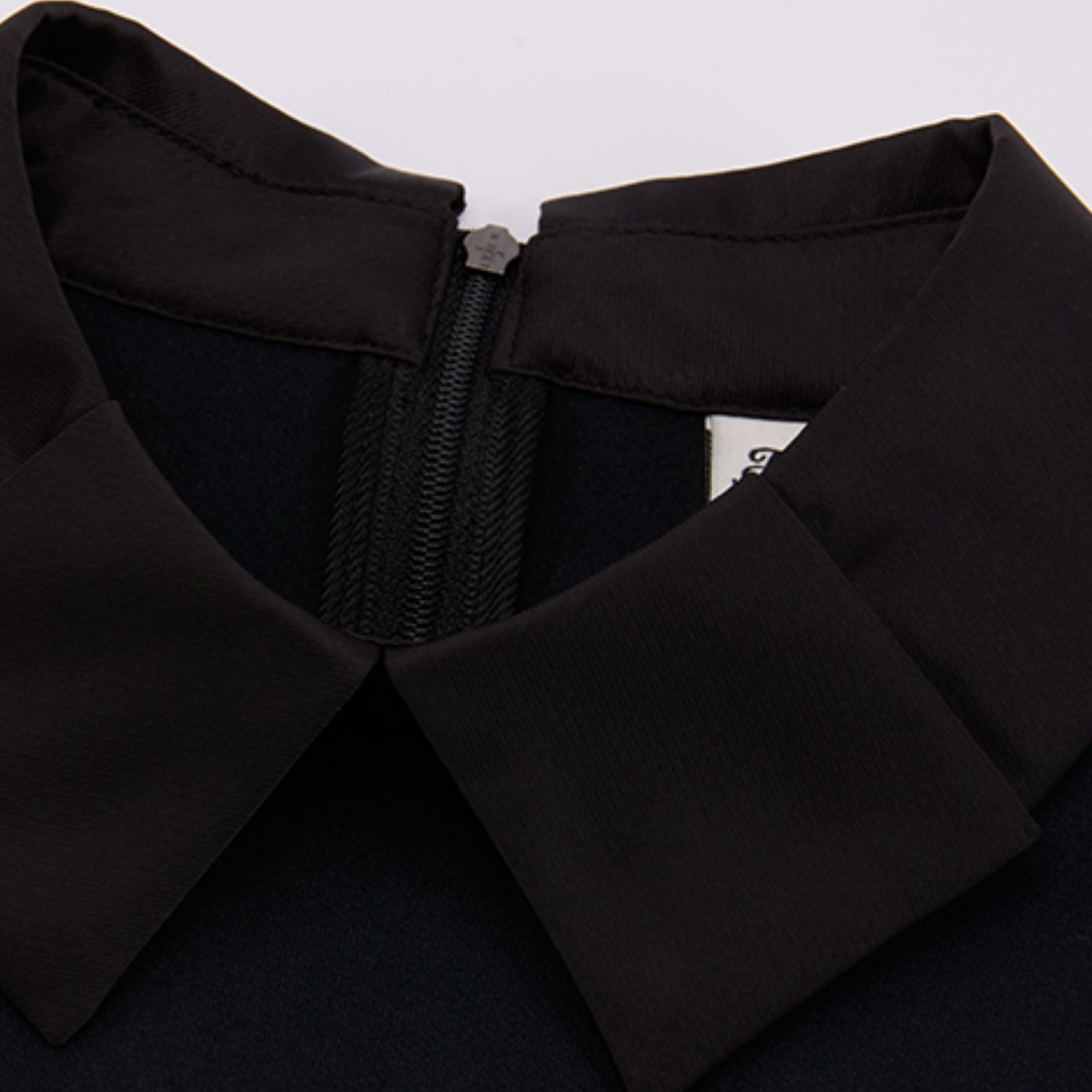 FairLiar - Áo thun Satin Collar - Đen