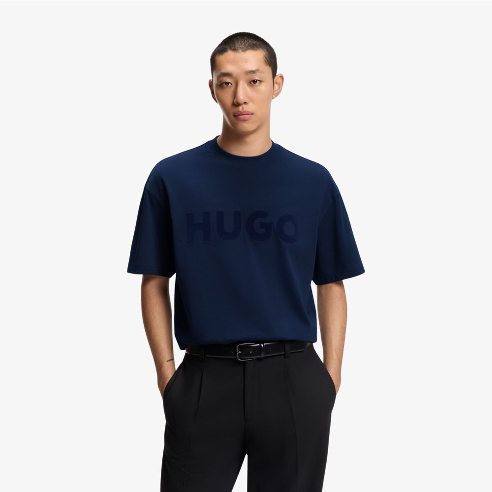 HUGO - Áo thun dáng oversized vải cotton với logo phản quang