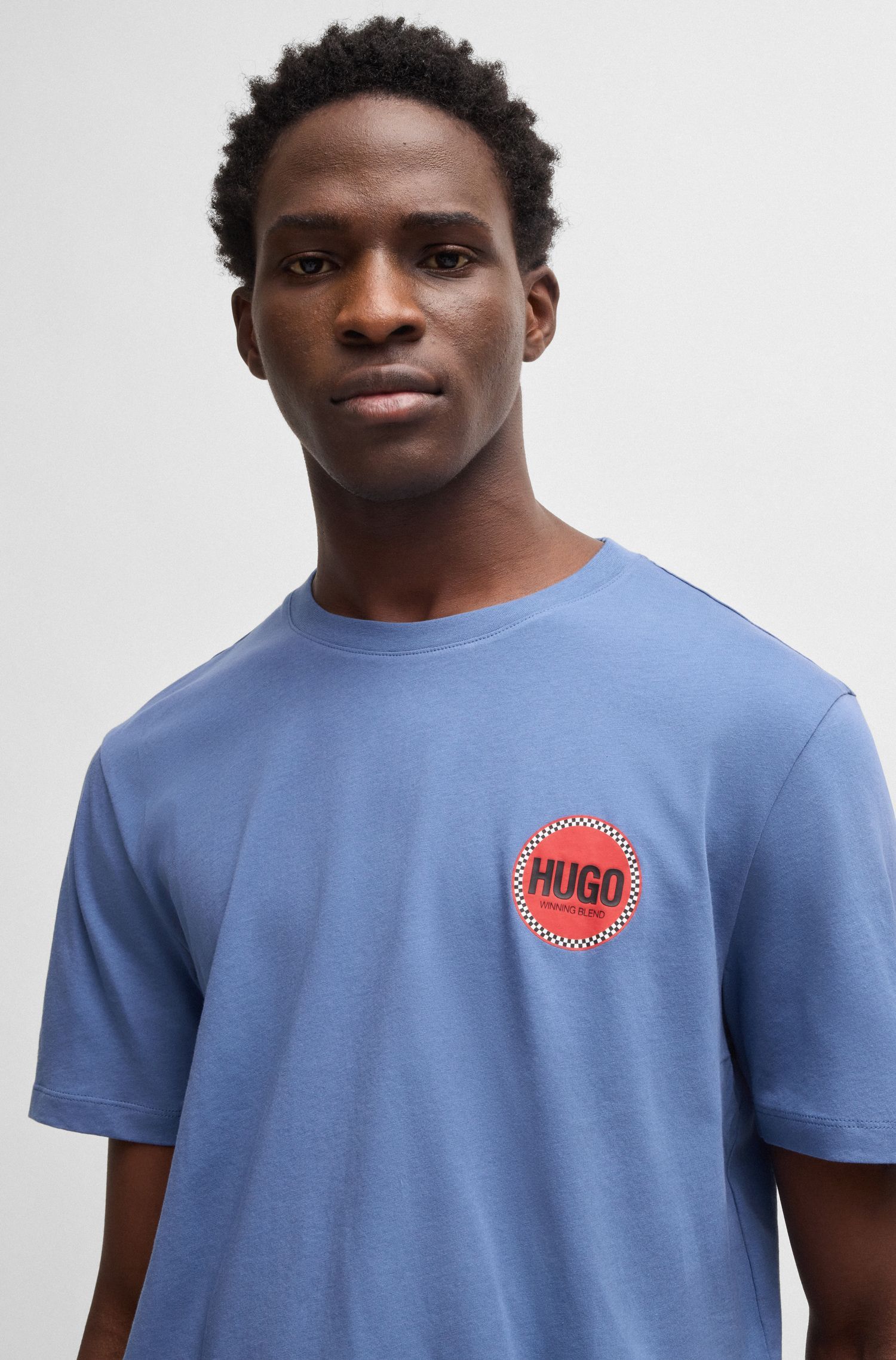 HUGO - Áo thun vải cotton jersey in logo
