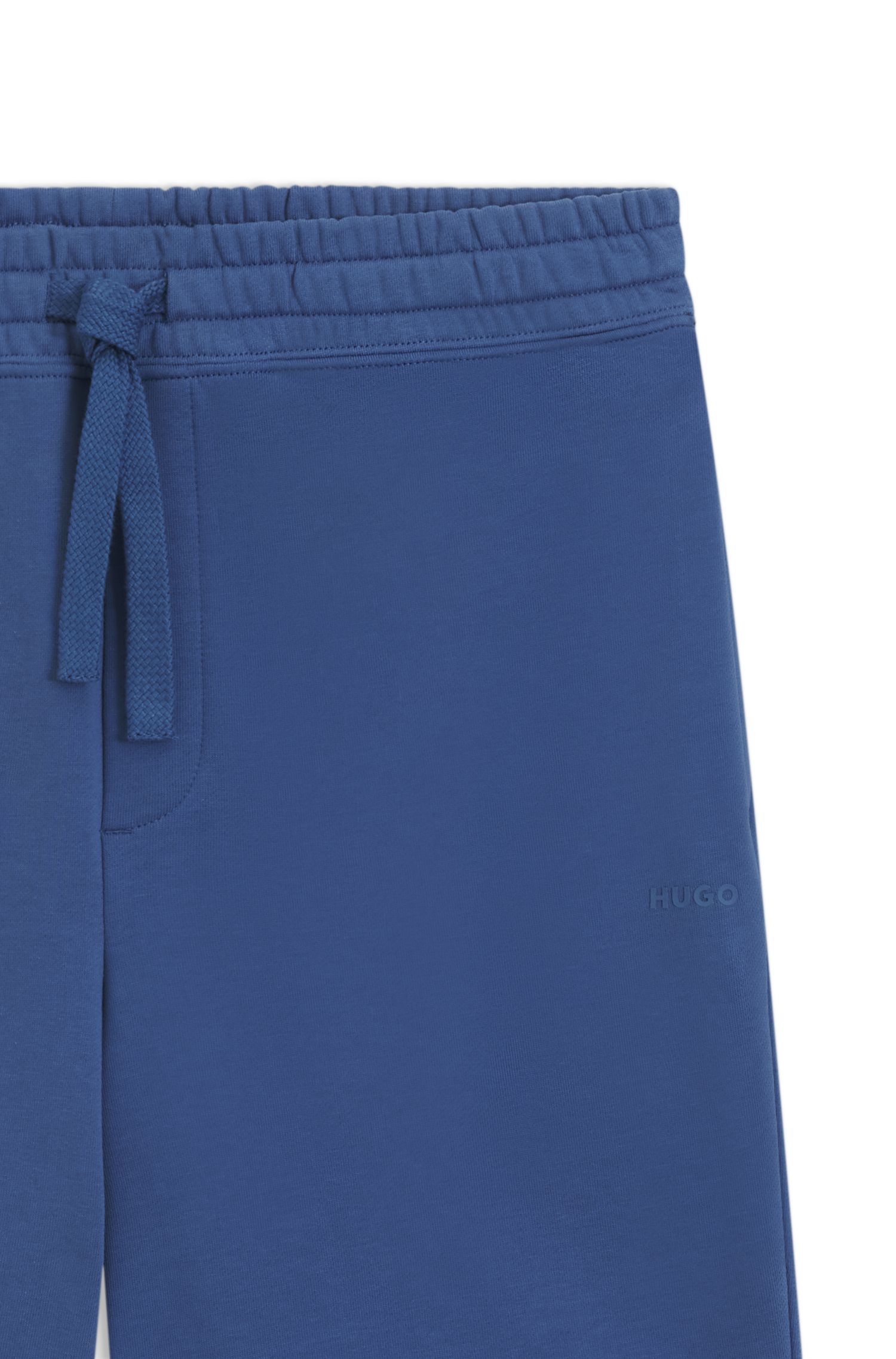 HUGO - Quần shorts dáng relaxed vải cotton terry in logo