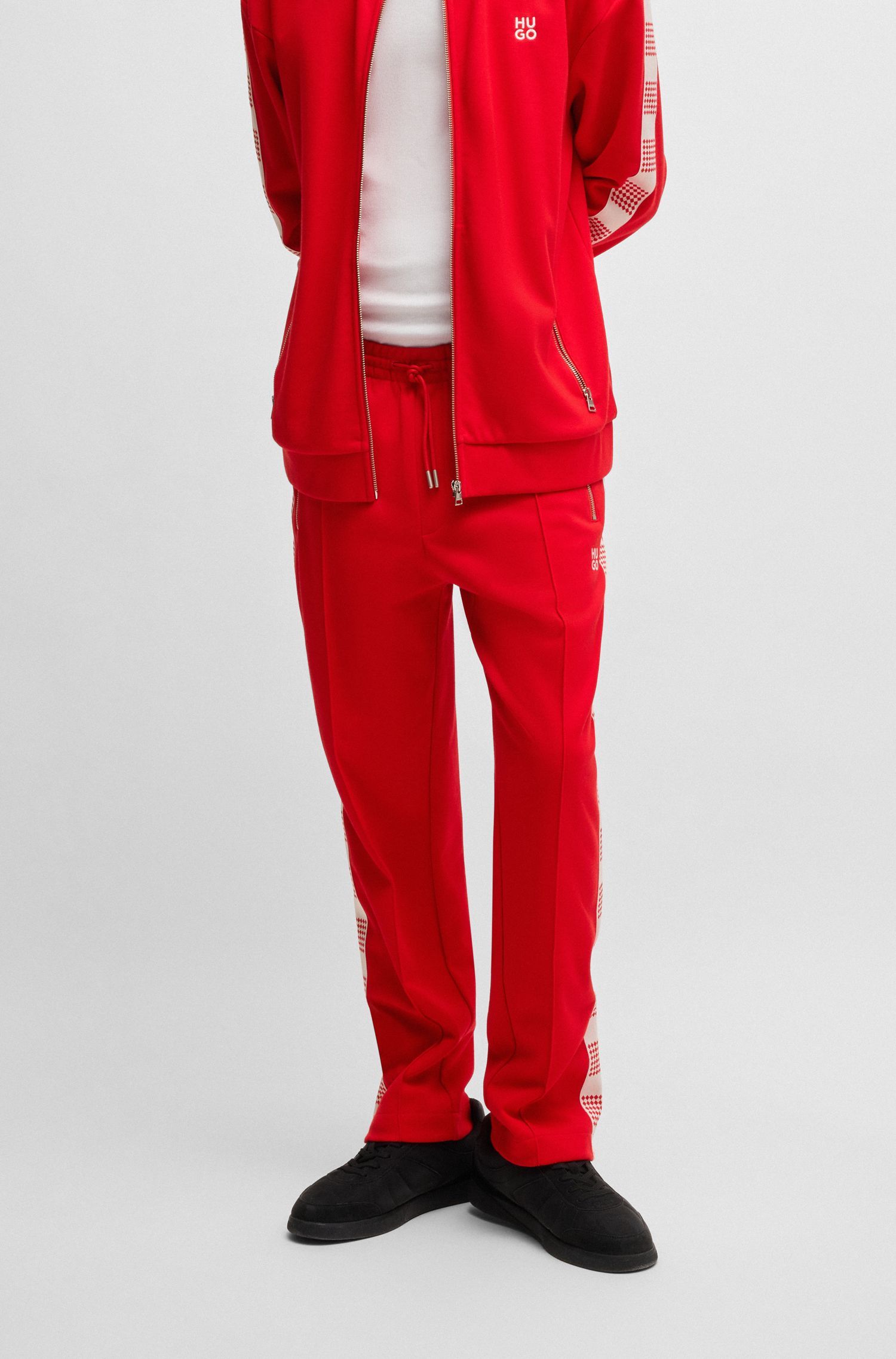 HUGO - Quần tracksuit dáng relaxed với dải caro