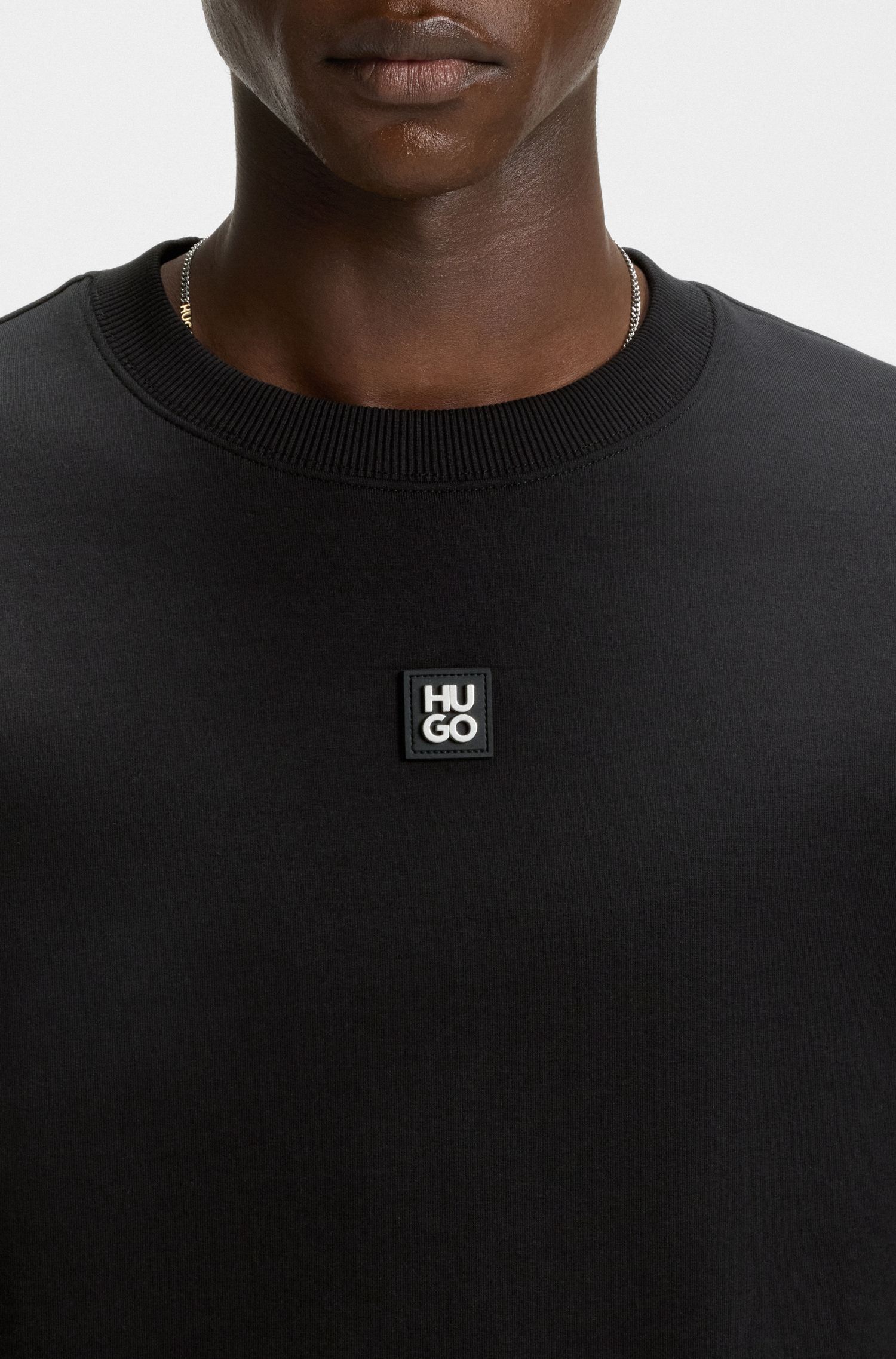 HUGO - Áo sweatshirt phối logo xếp chồng vải cotton pha