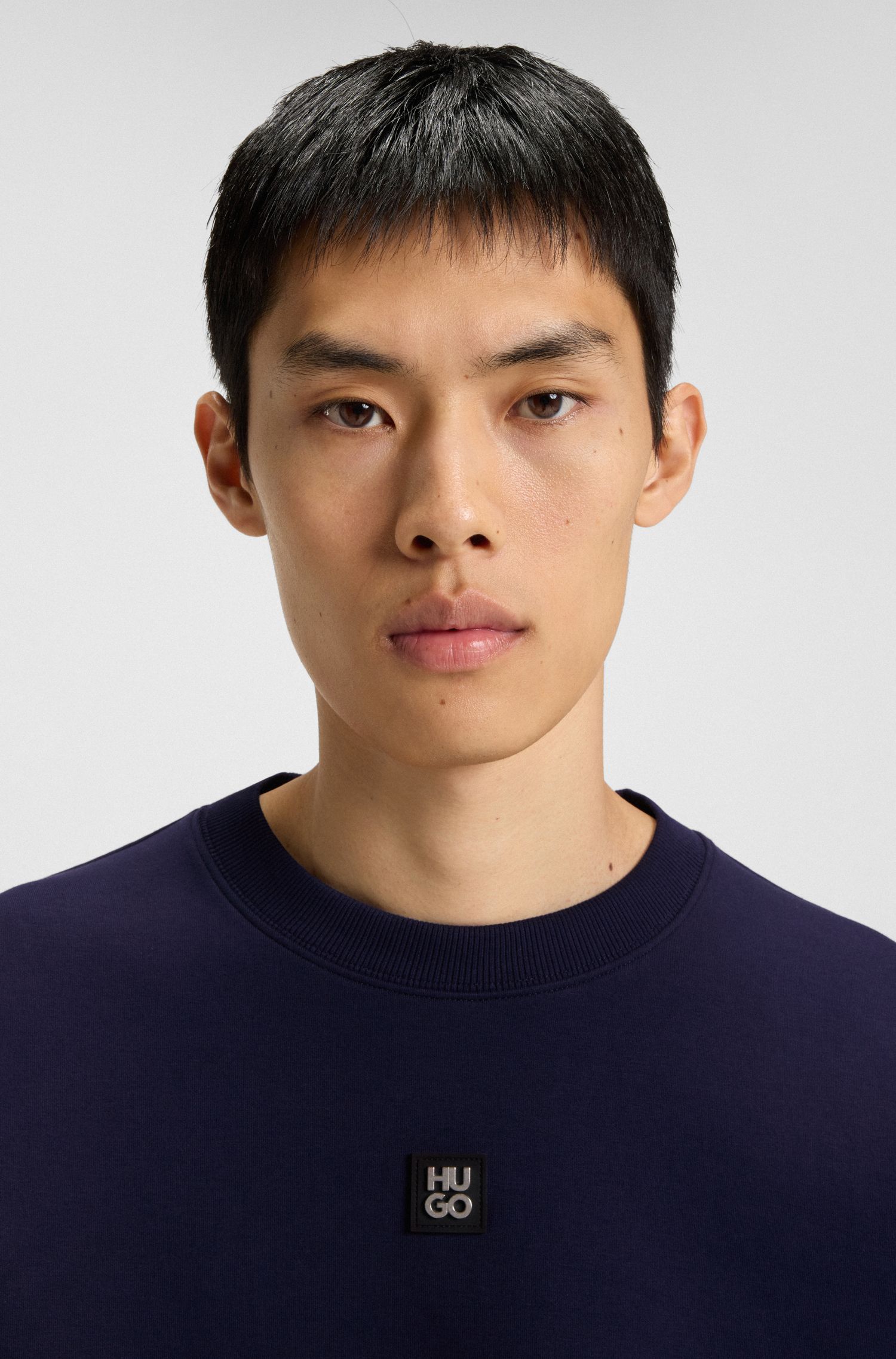 HUGO - Áo sweatshirt phối logo xếp chồng vải cotton pha