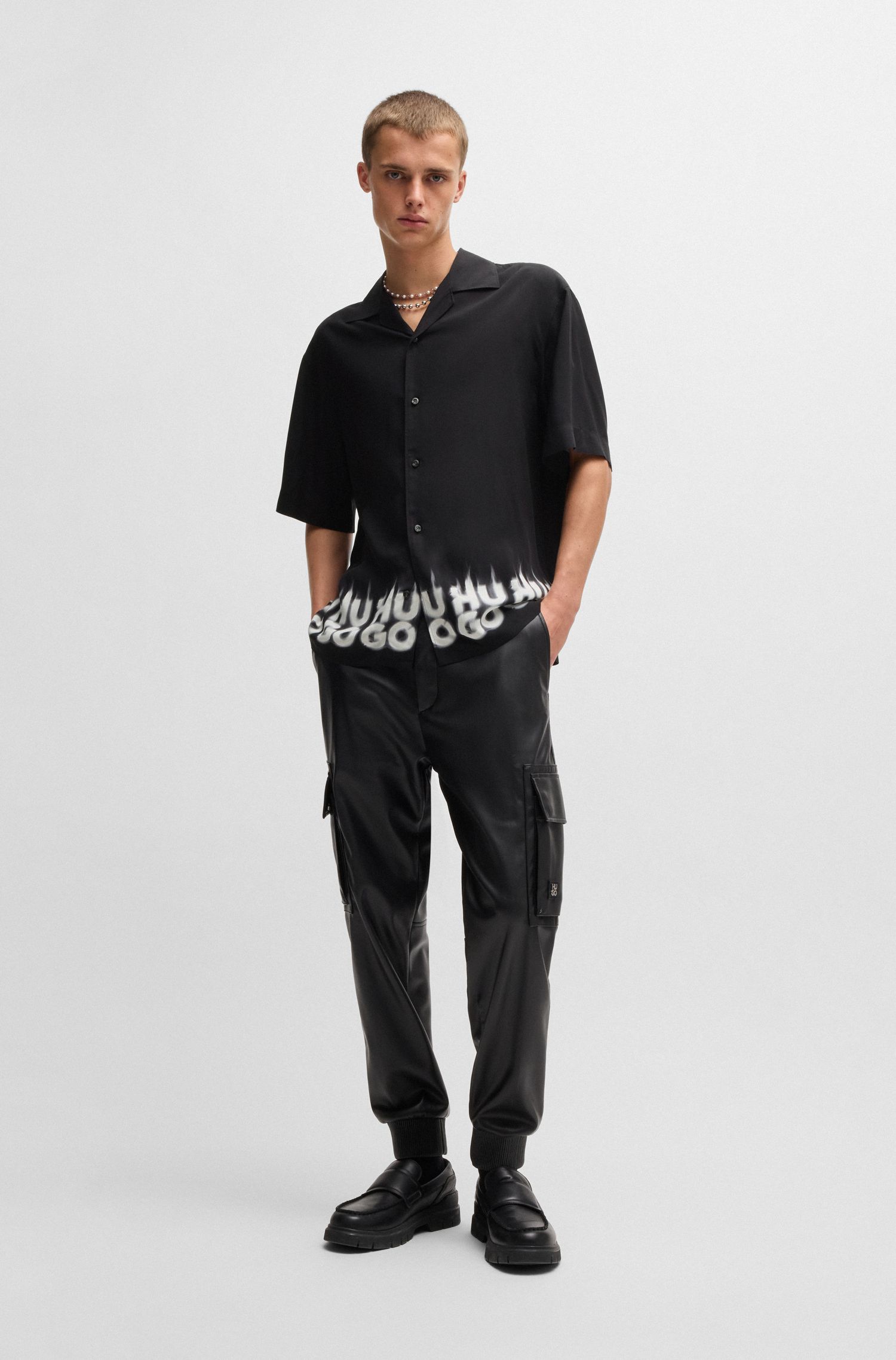 HUGO - Áo sơ mi dáng oversize-fit họa tiết logo khói