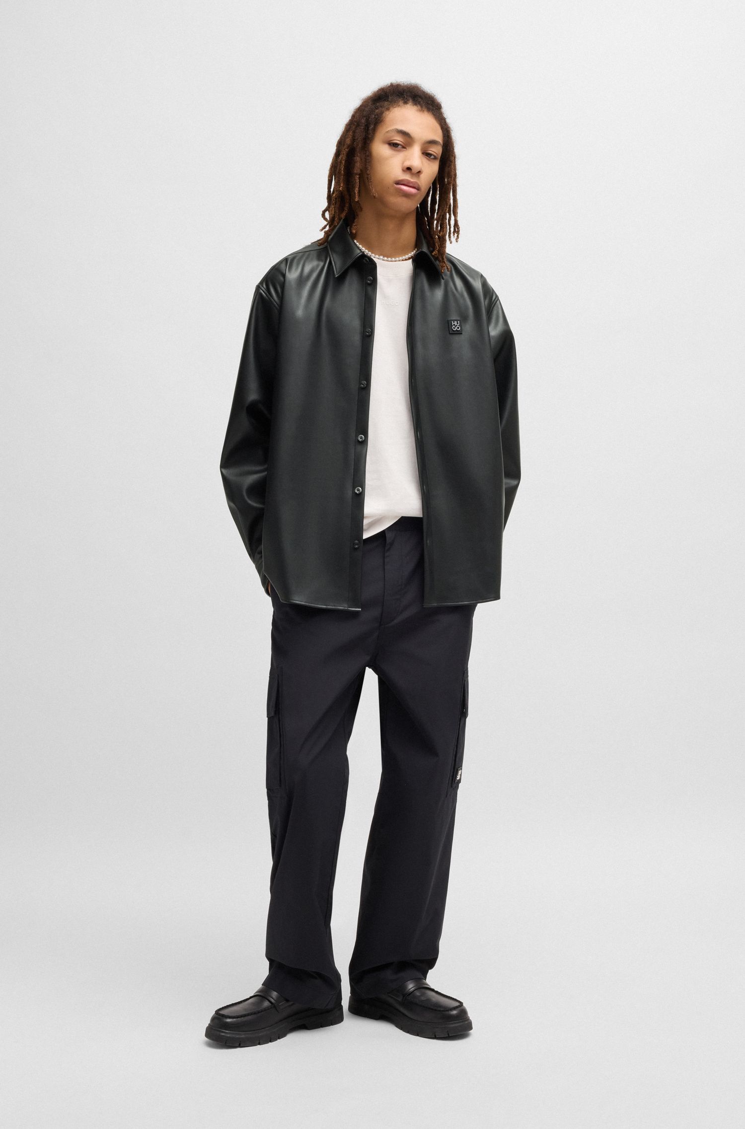 HUGO - Áo khoác giả da dáng oversized fit với logo xếp chồng