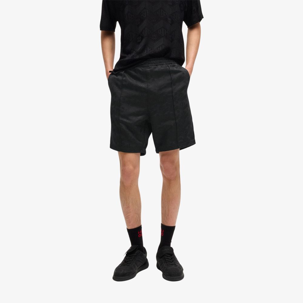 HUGO - Quần shorts dáng relaxed in logo hình học