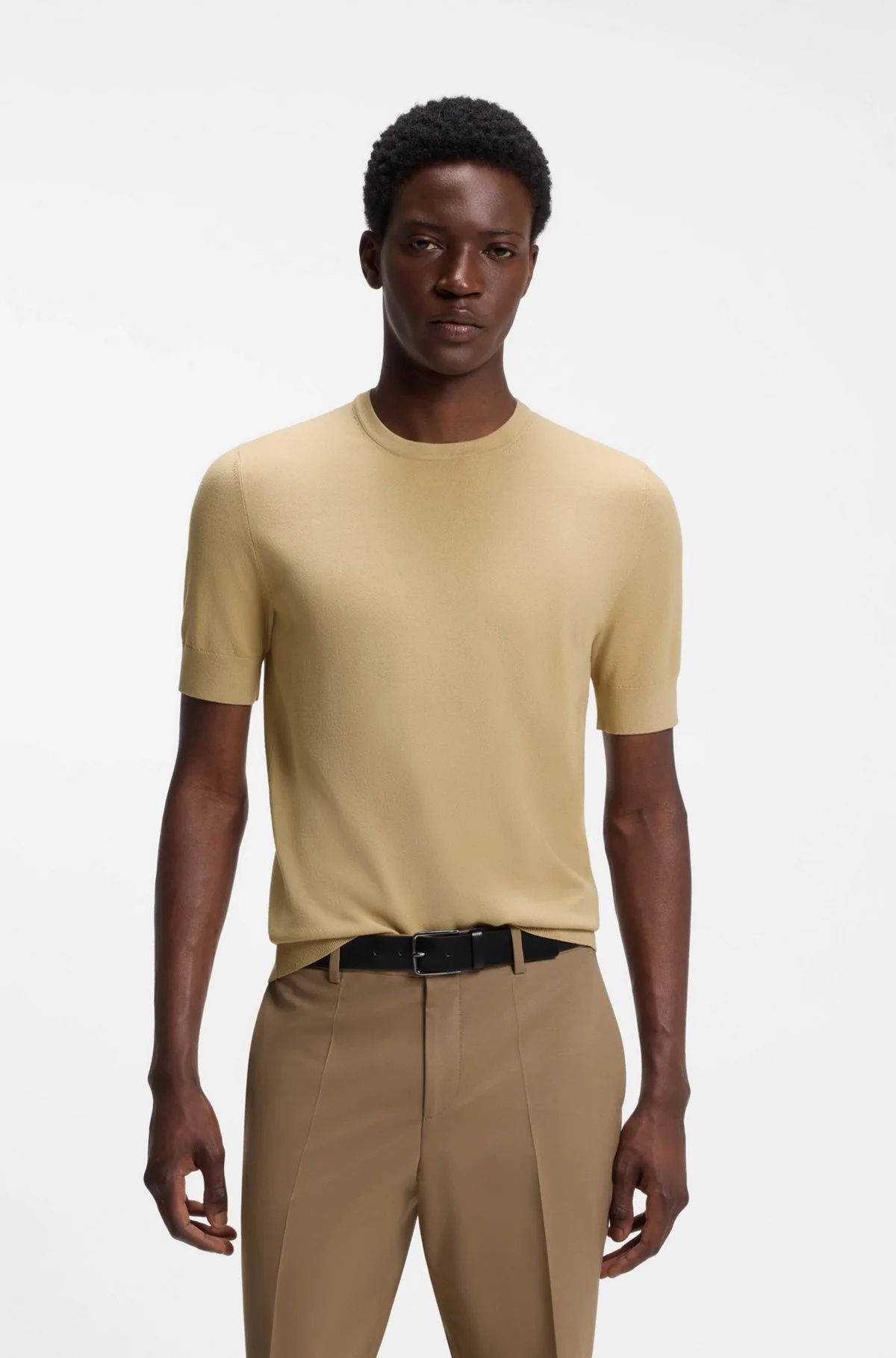 HUGO - Áo sweater dáng slim-fit ngắn tay