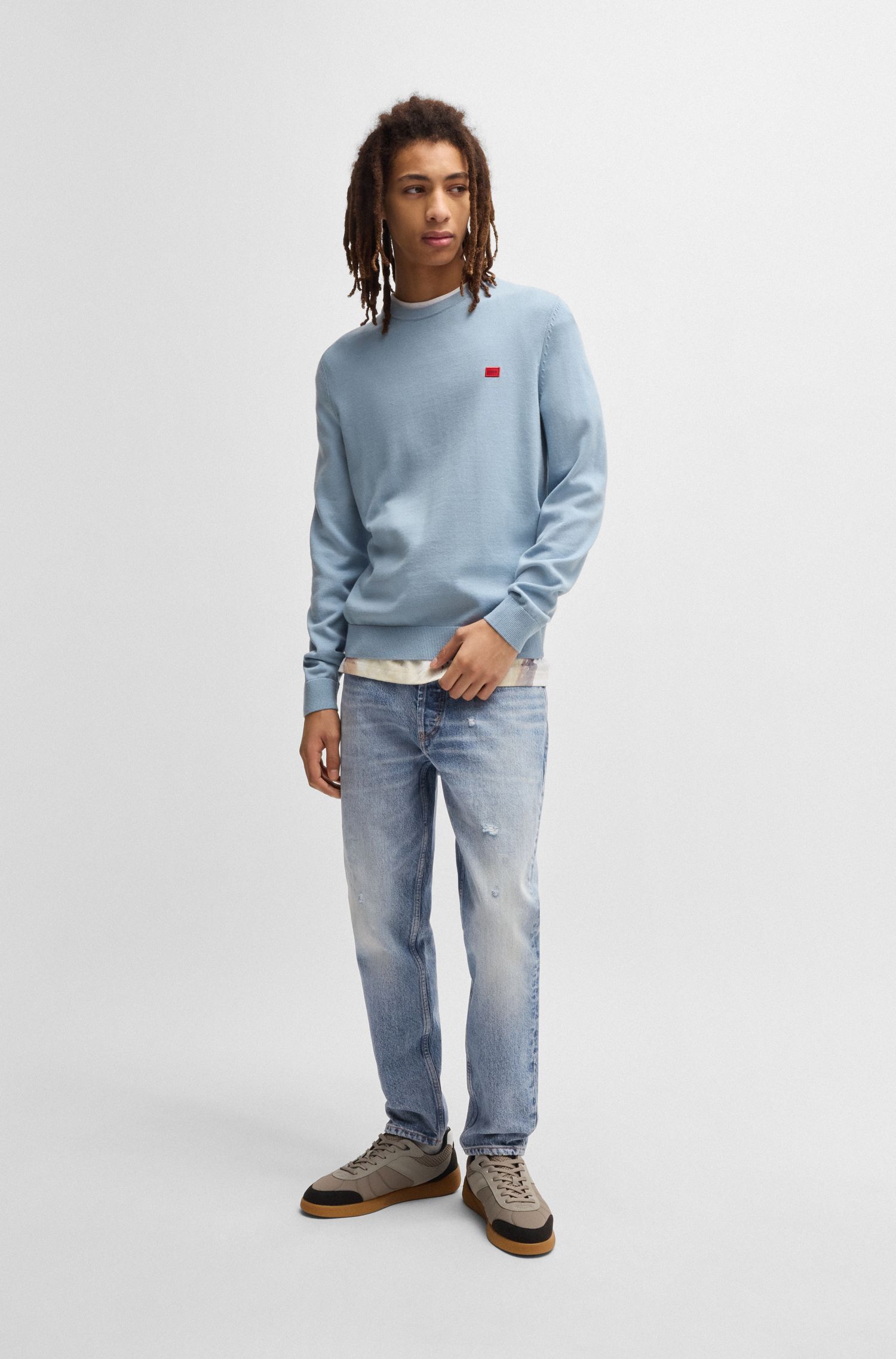 HUGO - Quần jeans dáng tapered fit vải denim xanh cứng