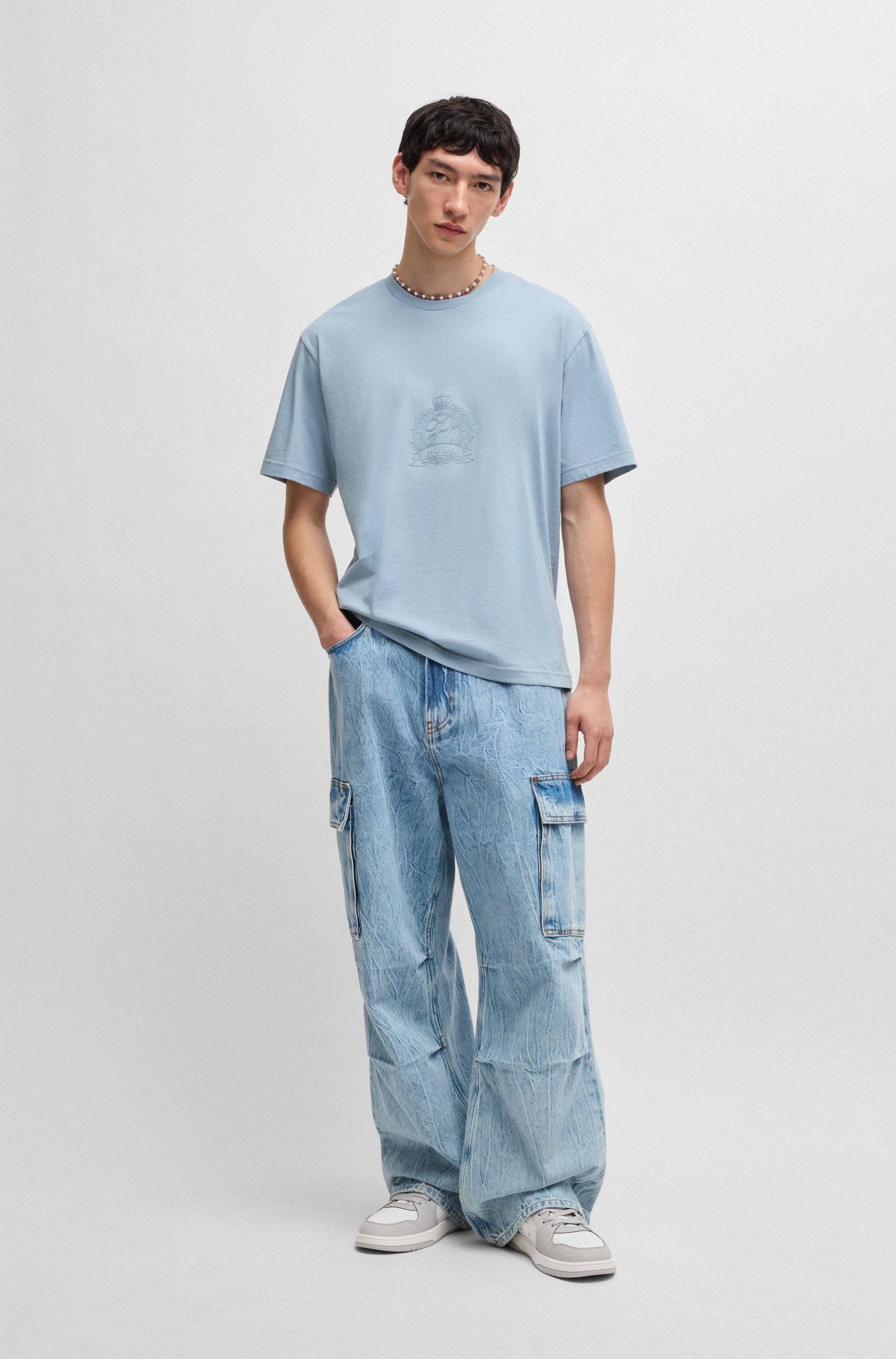 HUGO - Áo thun vải cotton có họa tiết logo